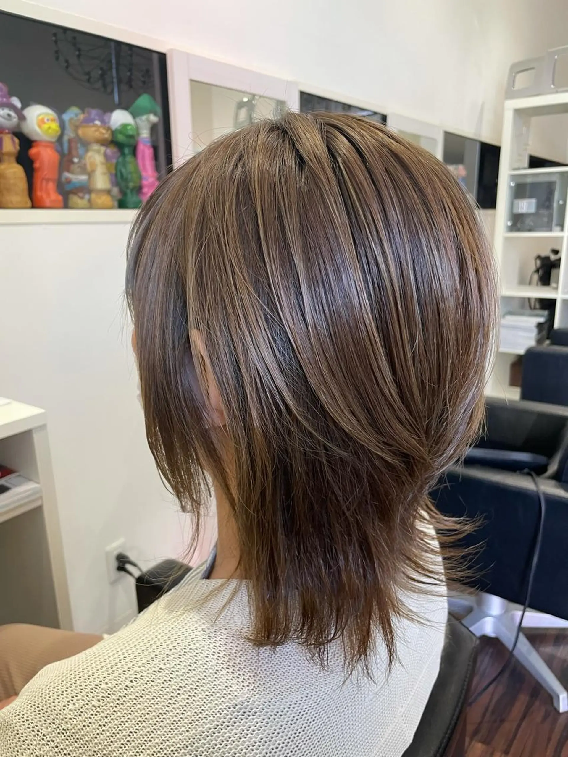 ミディアム カラー カット ヘアカラー トリートメント SHINYA シンヤヘアーズのヘアスタイル