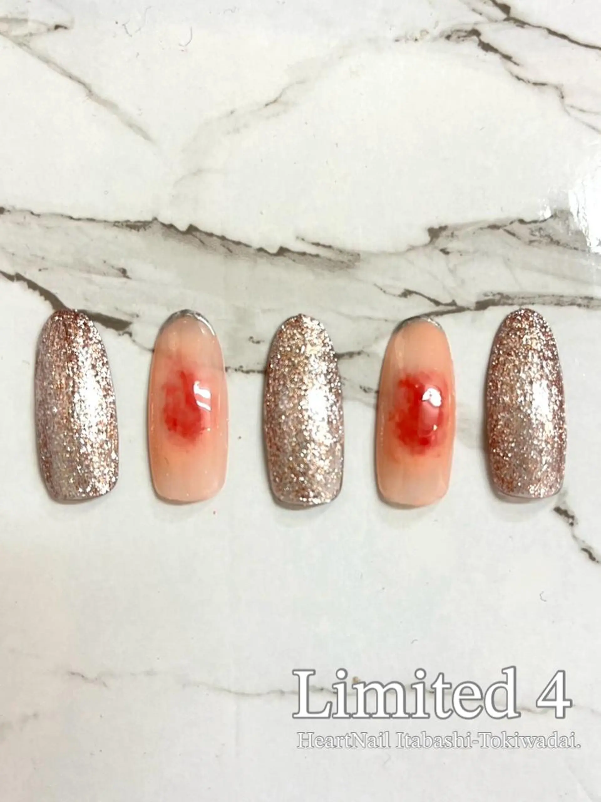 ネイル アートネイル ラメ(グリッター) ラメグラデーション マグネットネイル ワンカラーネイル ハンドネイル ハンドケア はあとねいる 板橋ときわ台店のネイルデザイン