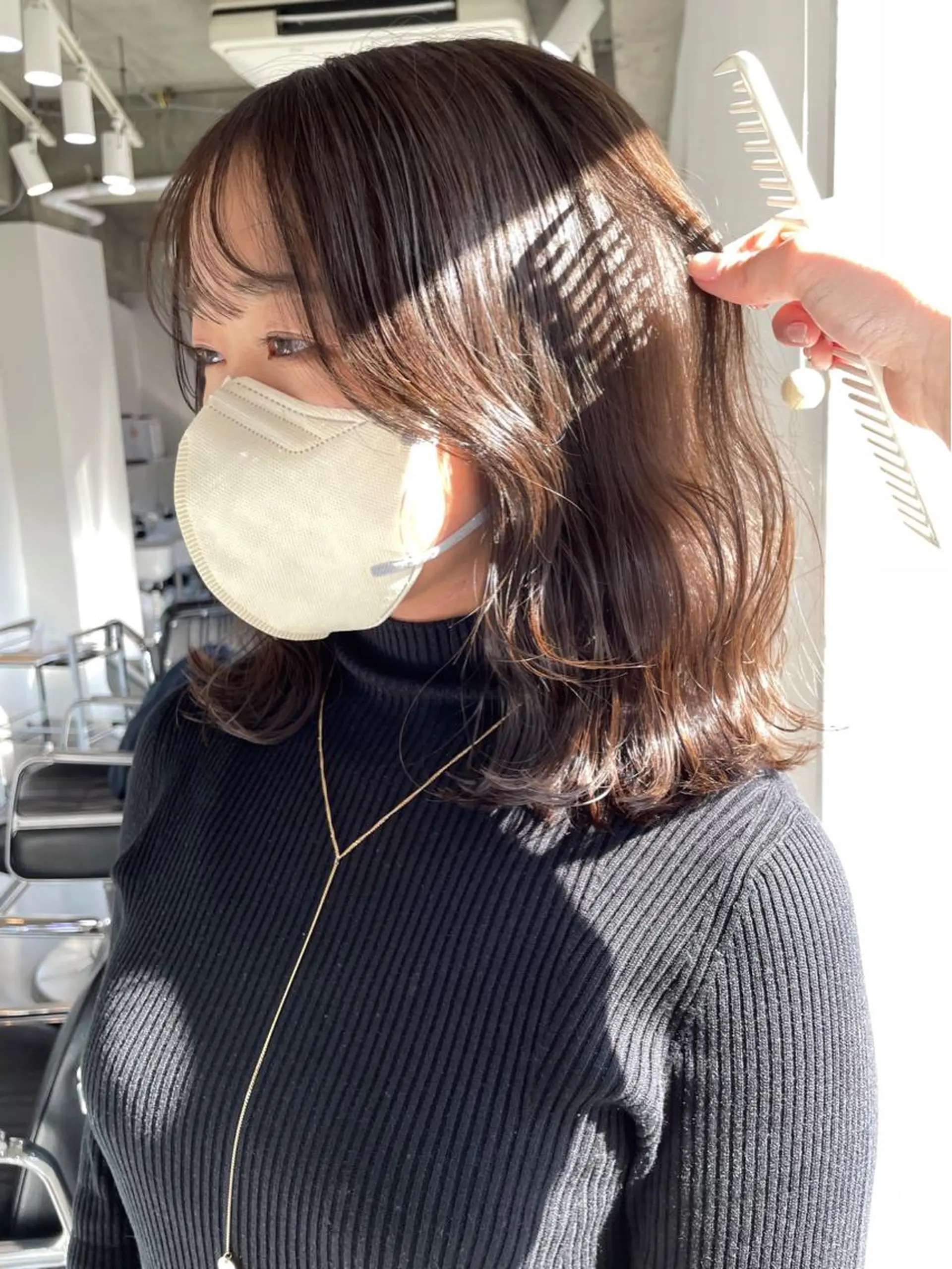 ミディアム カラー silo所属・silo MOKA 顔周りカット🦦のヘアスタイル