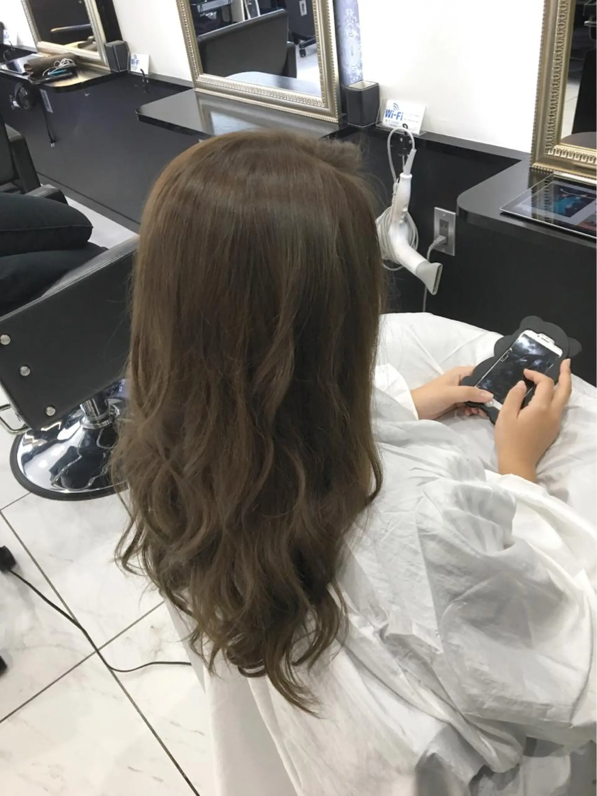 ミディアム カラー ヘアアレンジ 透明感カラー グレージュ イルミナカラー 🦖店長🦖pino #しのだスペシャルのヘアスタイル