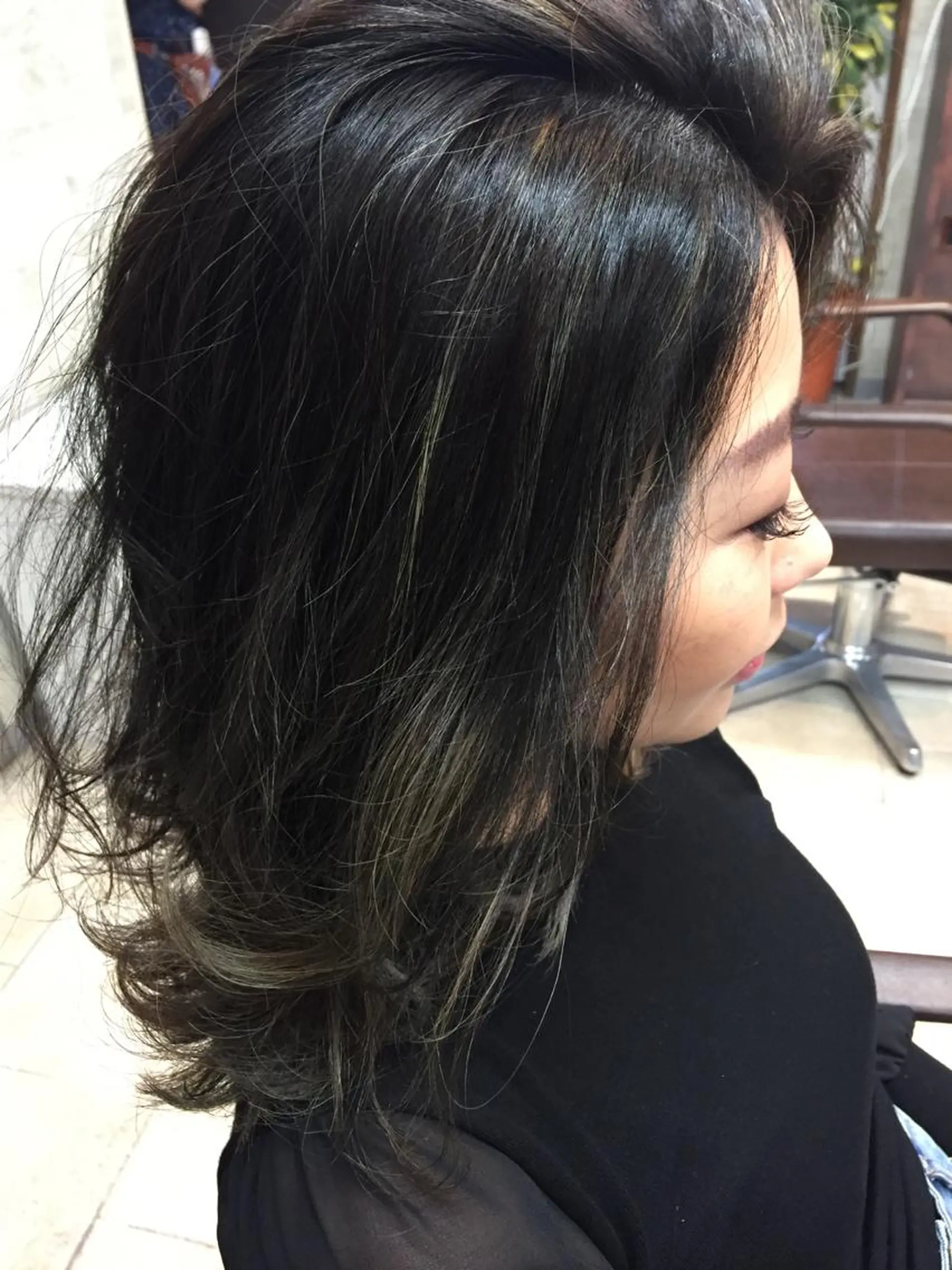カラー ハイライトカラー ドリルパーマ 元木宏至のヘアスタイル