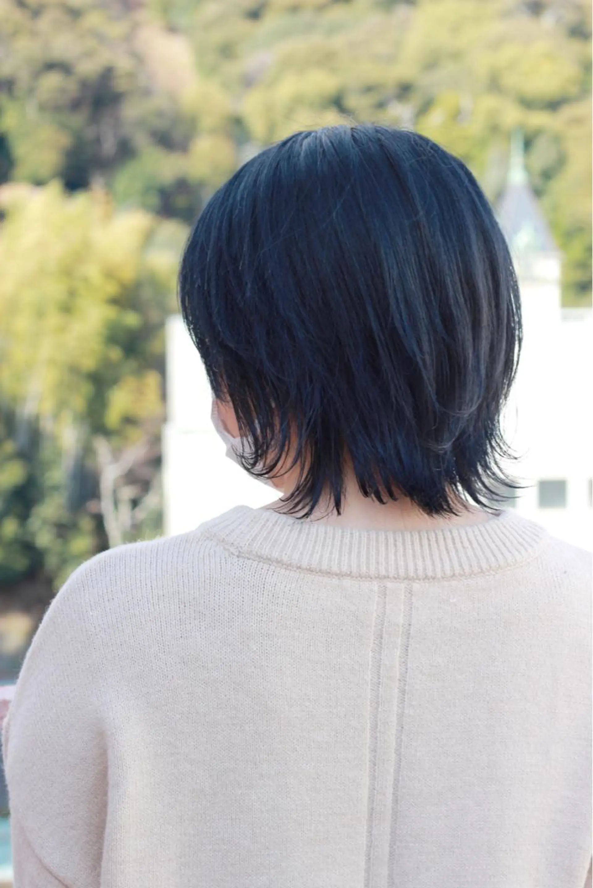 ショート カラー 黒髪 ブルーカラー ブルーブラック カット ヘアカラー Viage （ビアージュ）のヘアスタイル