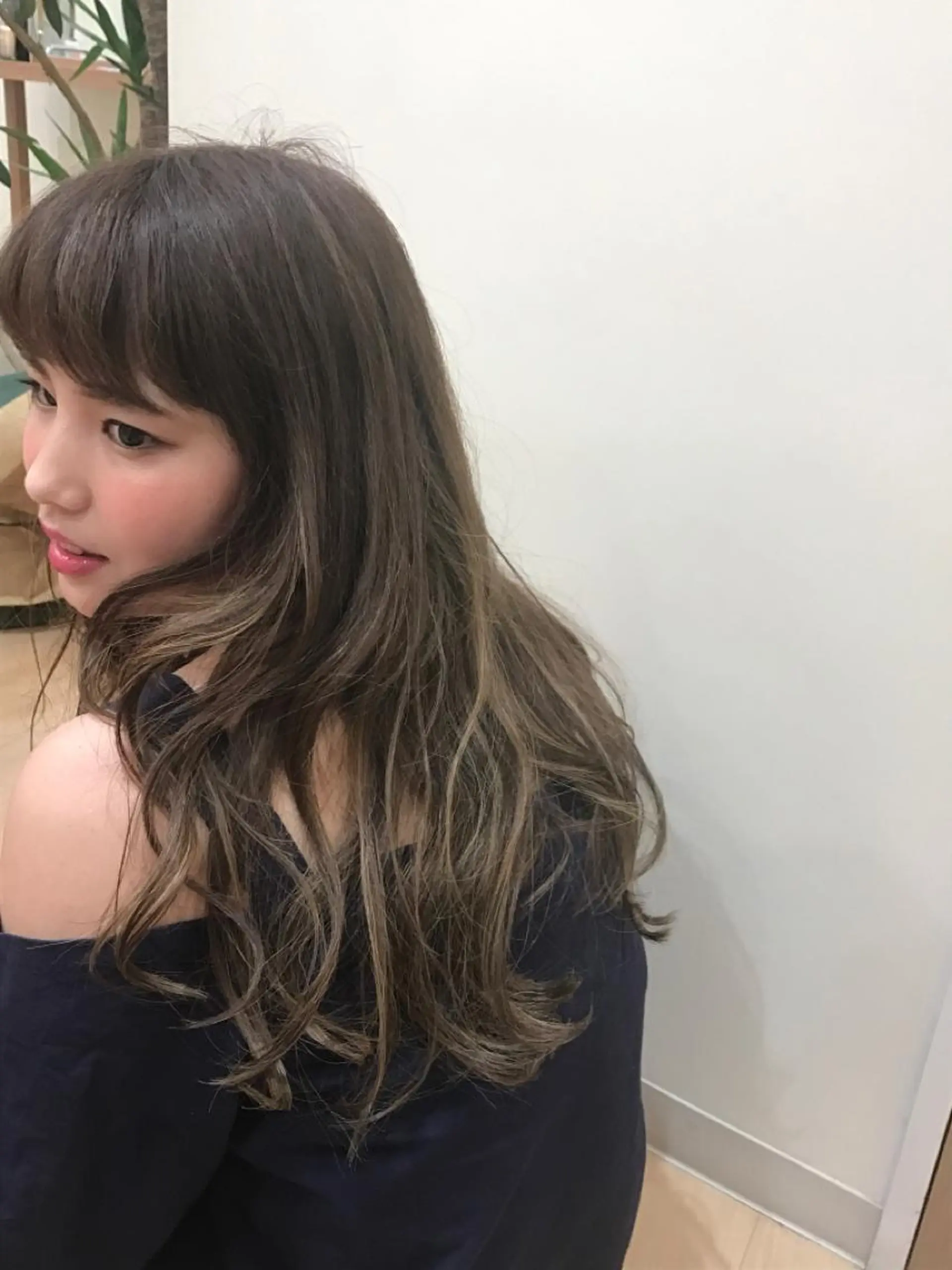 ロング カラー ハイライトカラー ハイライト little×link 福岡所属・littlelink キタジマのヘアスタイル