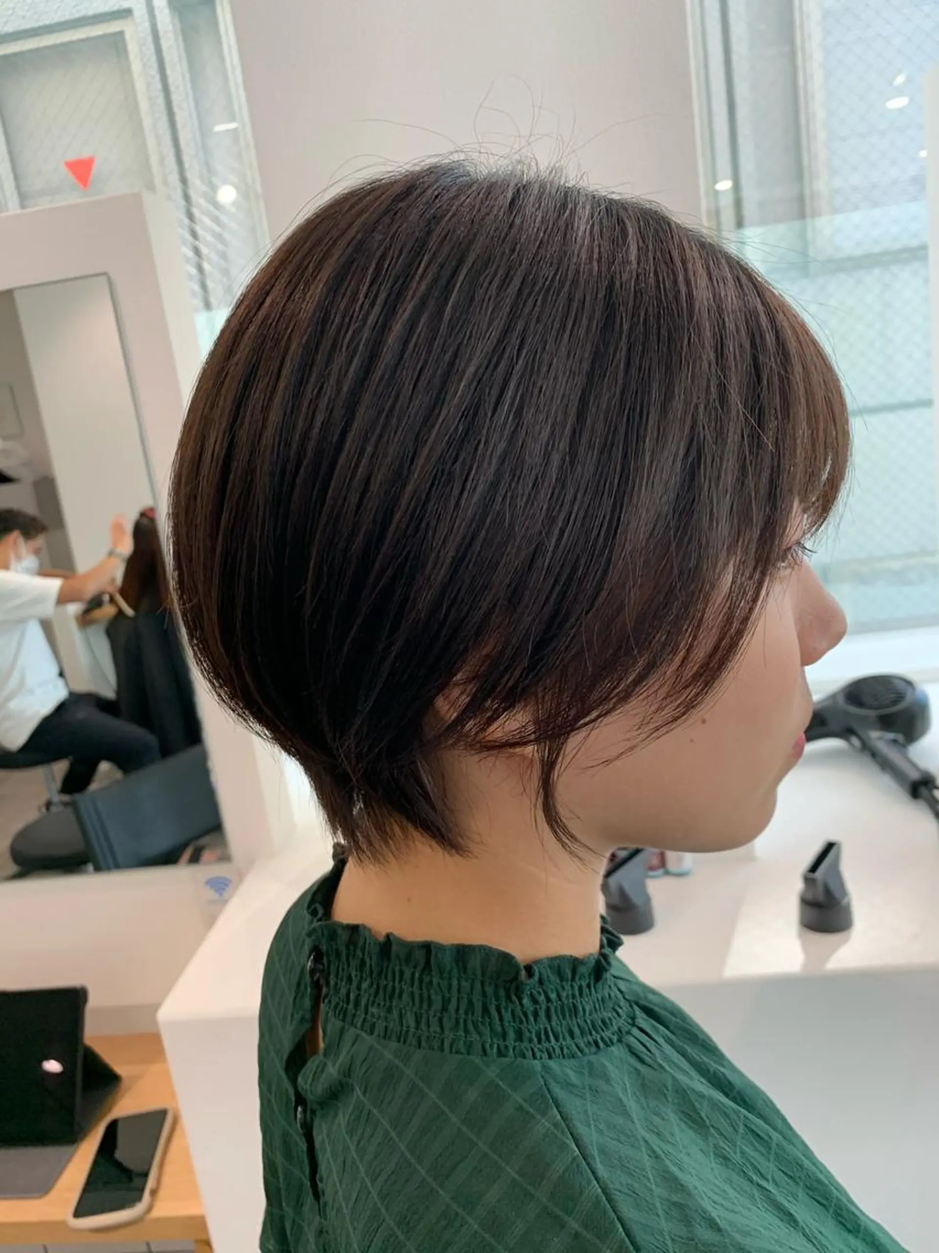 ショート カット 大人レイヤー ヨシミカズヤのヘアスタイル