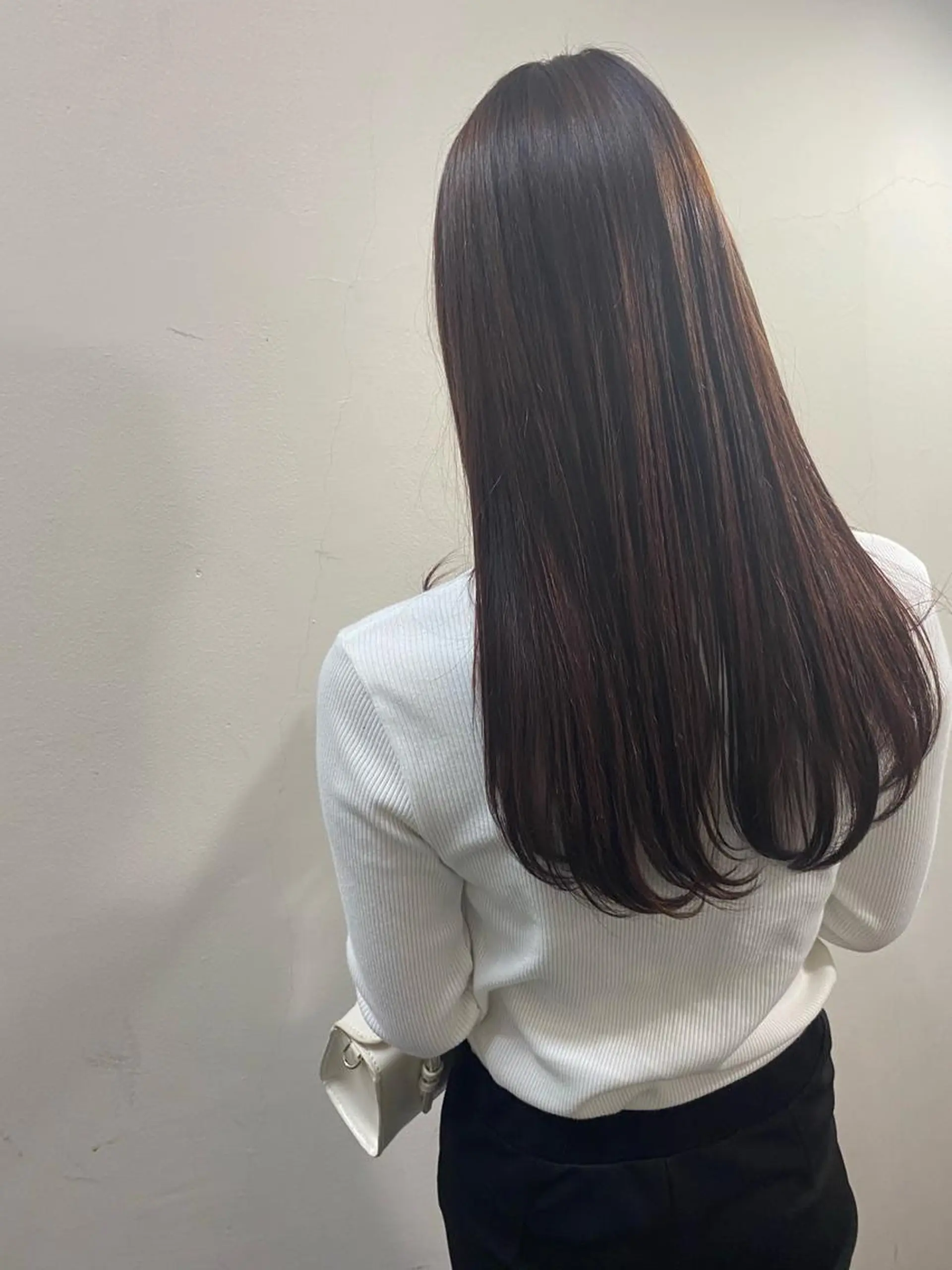 セミロング カラー ブラウンカラー レッドカラー レッドブラウン Legami 熊本(レガーミ)所属・清村 和音のヘアスタイル