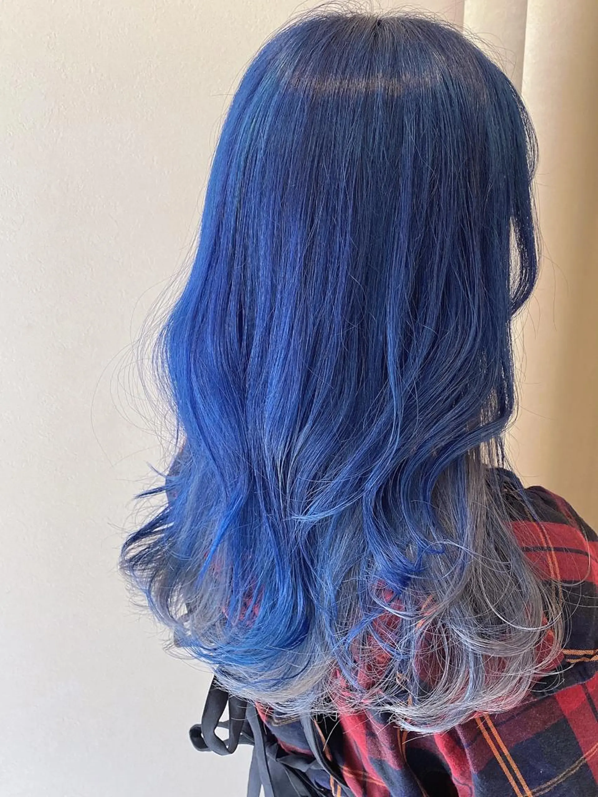 ロング カラー パーマ ヘアアレンジ ブルーカラー F-card上通店所属・kodai🔥 認定エクステ講師🔥のヘアスタイル