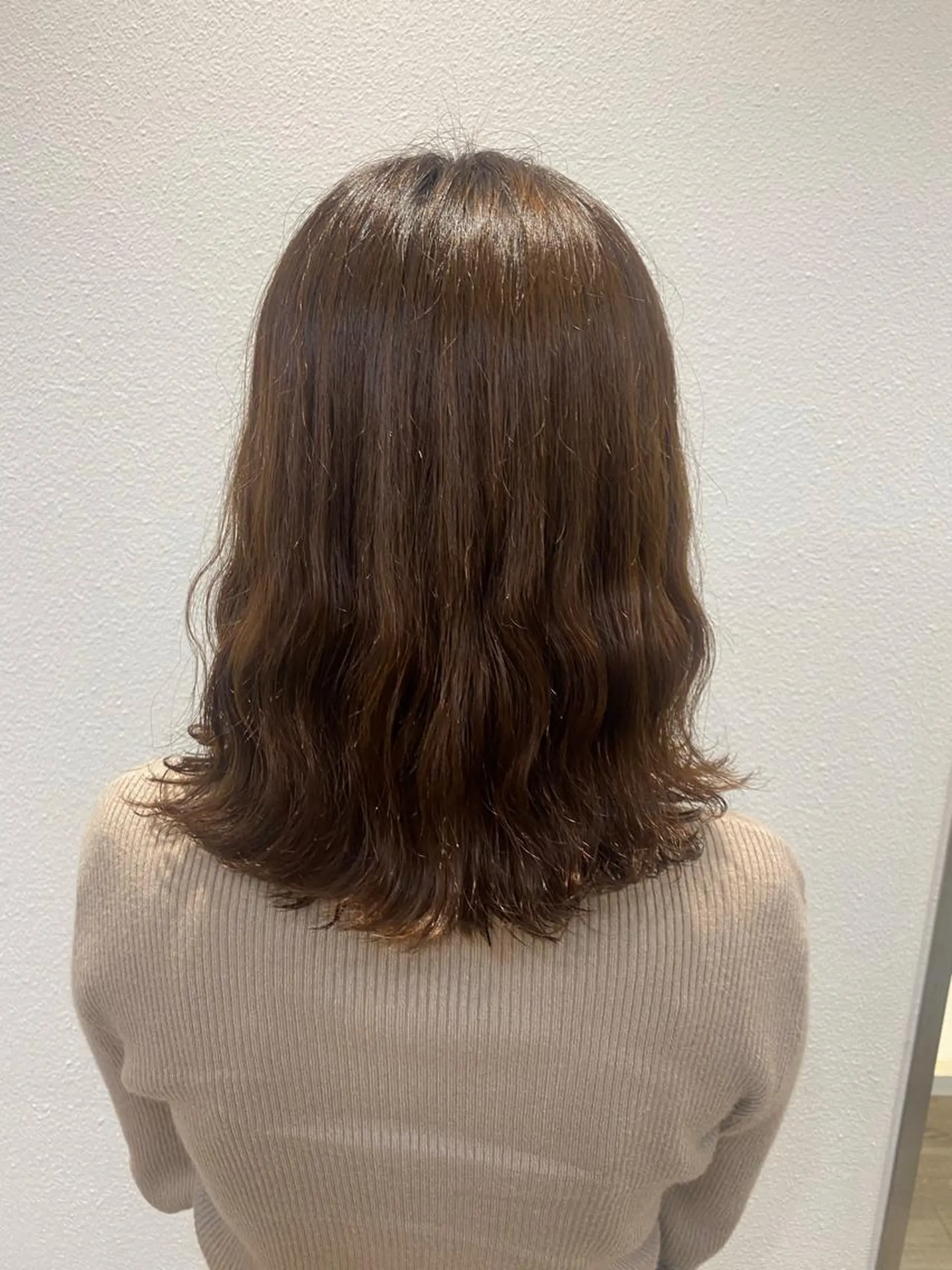 ミディアム カット ヘアカラー トリートメント 🌟ショート/シ ョートボブ/岡田🌟のヘアスタイル