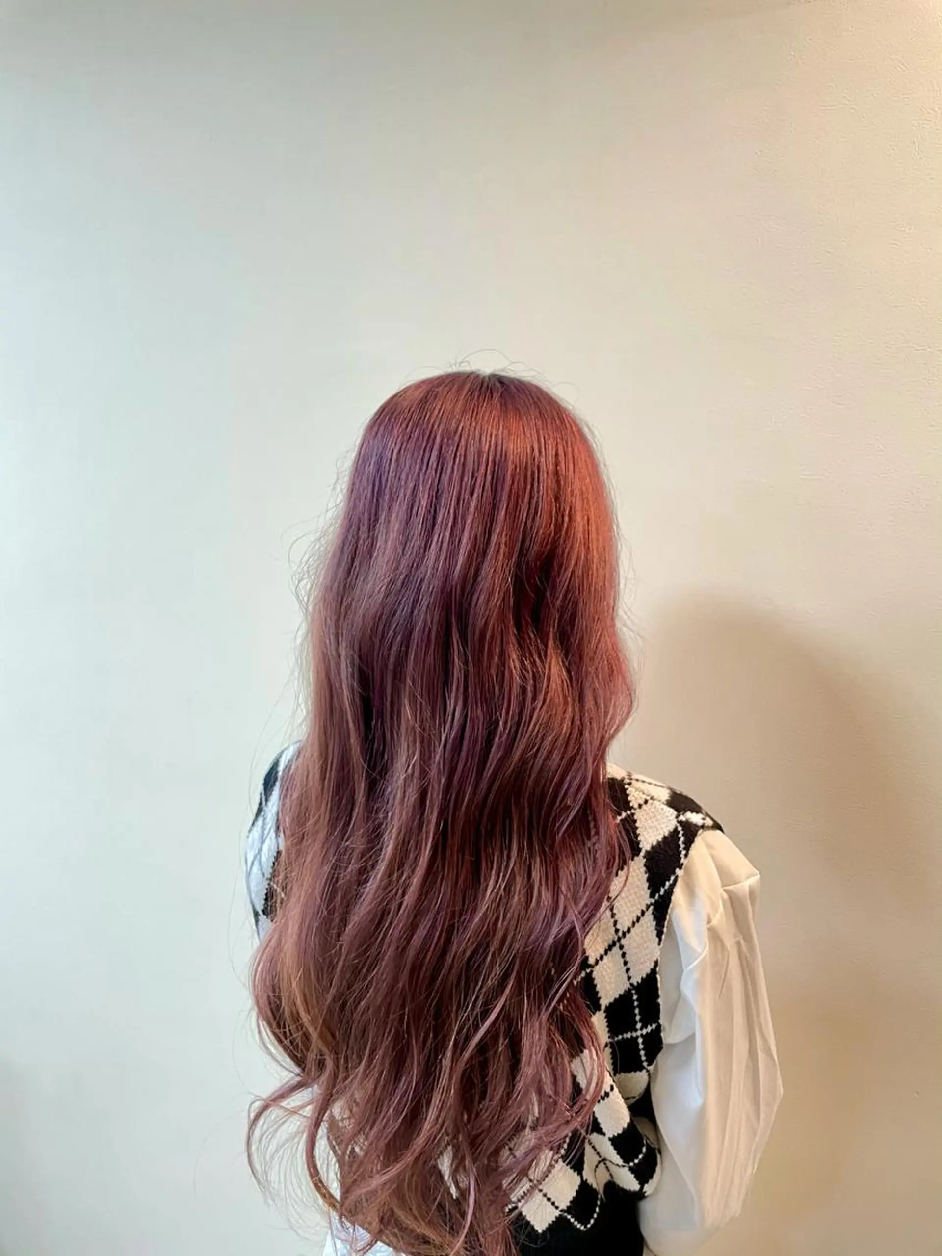 ロング カラー パーマ ヘアアレンジ メンズ メンズブリーチ ブリーチ ピンクカラー Hair make frei所属・メンズ専門美容師 堀井隼のヘアスタイル