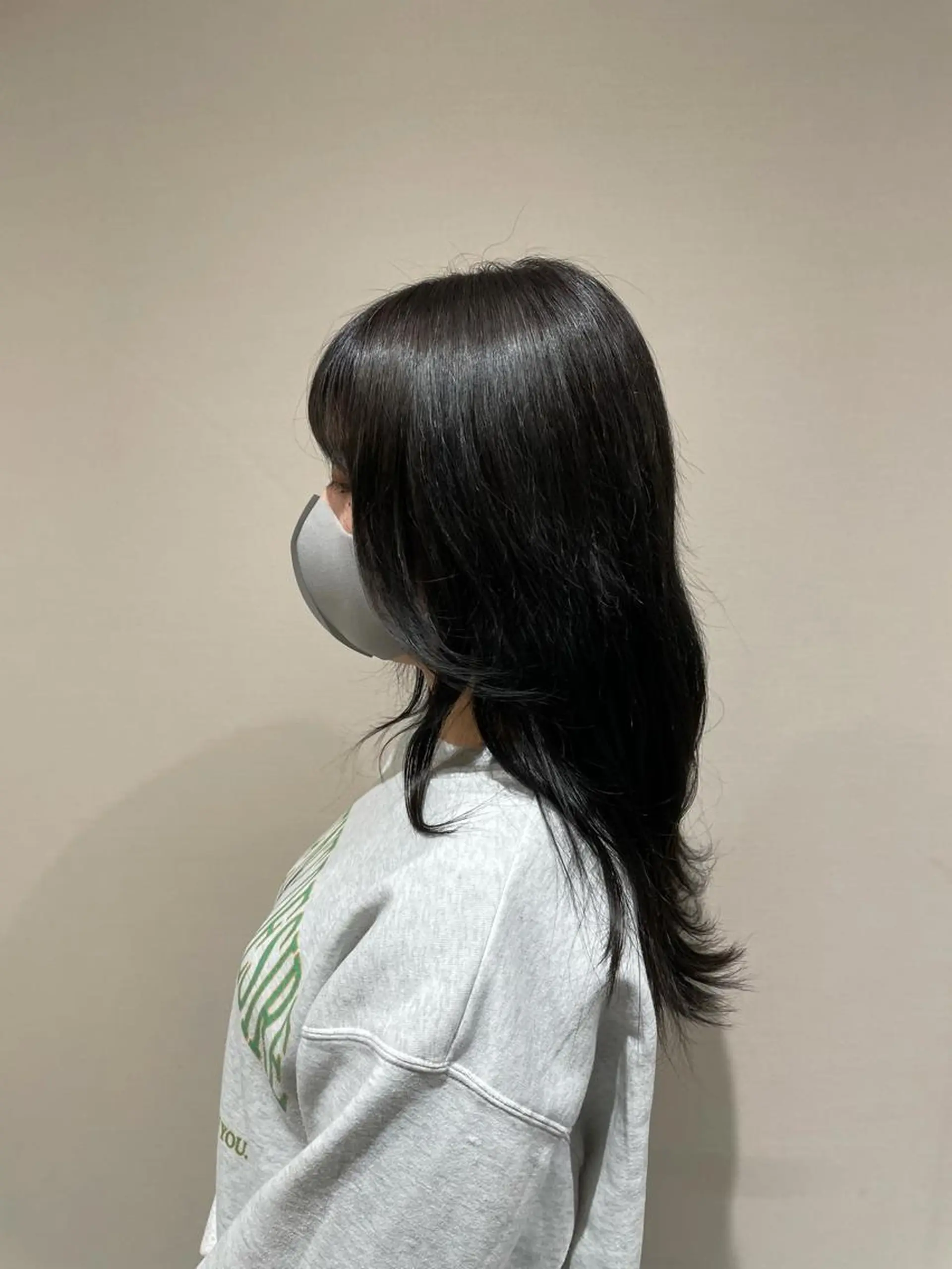 ミディアム レイヤーカット カット ヘアカラー テラダ ユウシンのヘアスタイル