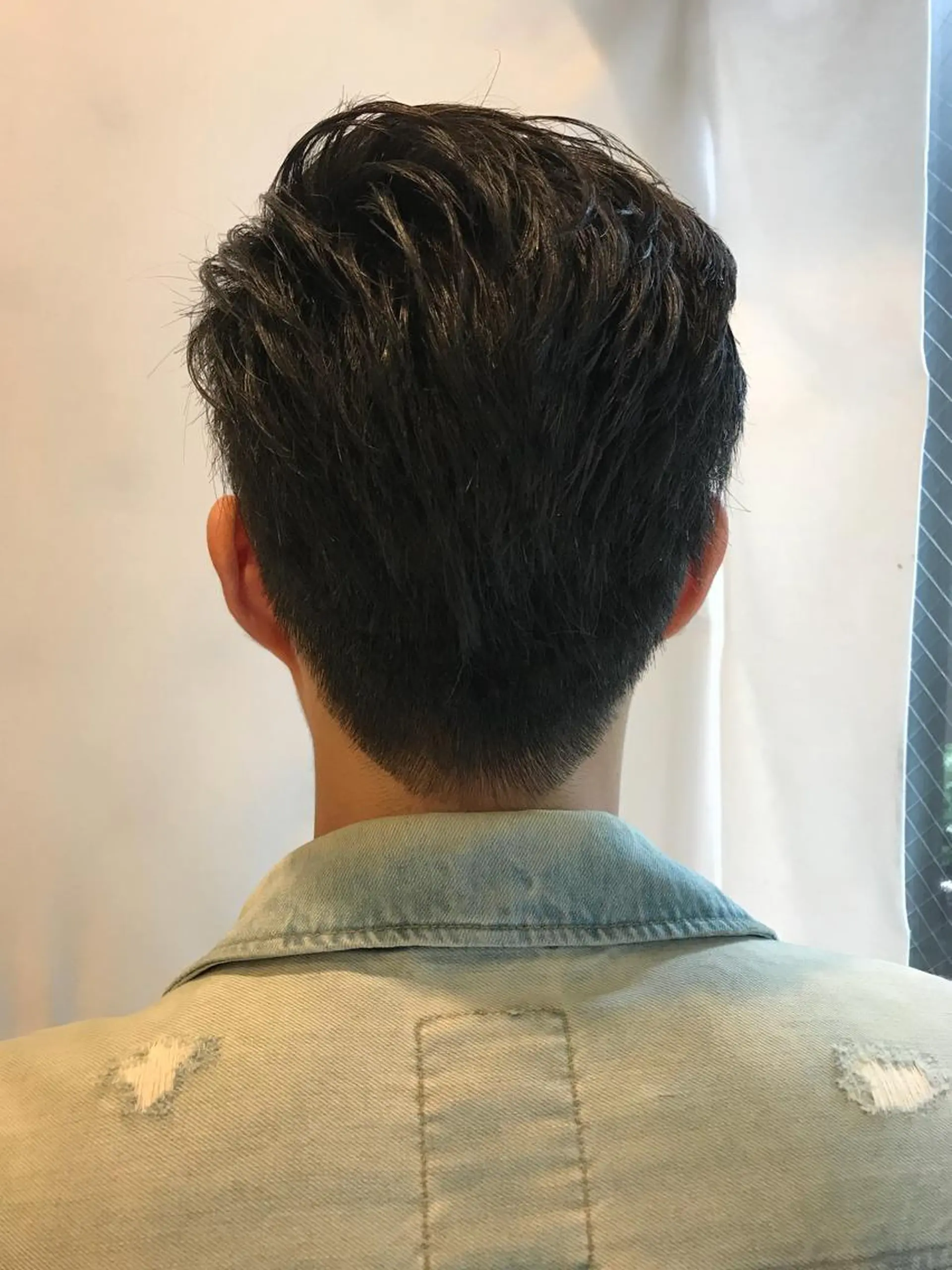 ショート 外国人風カラー 髪質改善ayame 横山諒のヘアスタイル