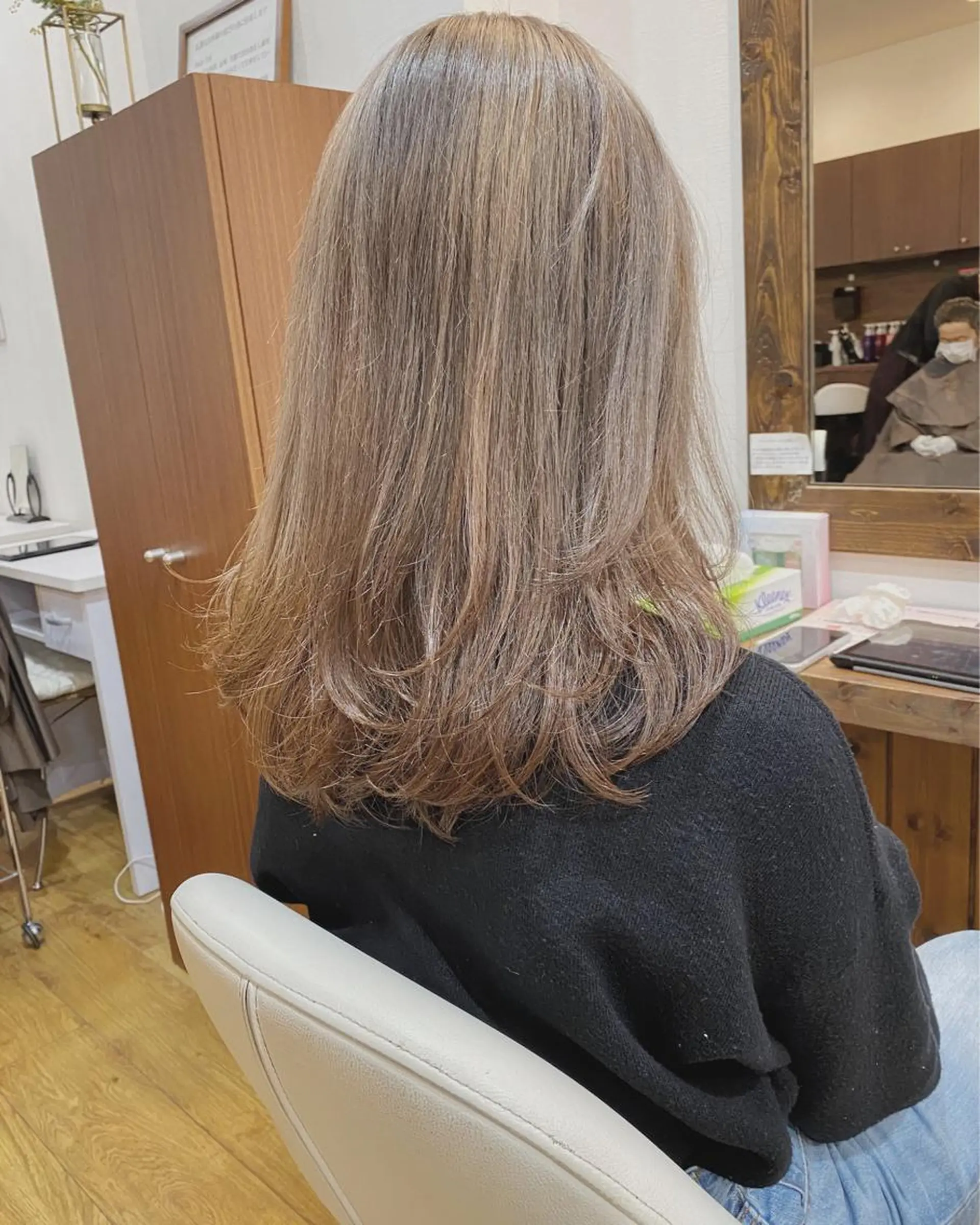 セミロング カラー RoL by apollo所属・横浜ブリーチムラ直し 特化美容師/海崎剛史のヘアスタイル