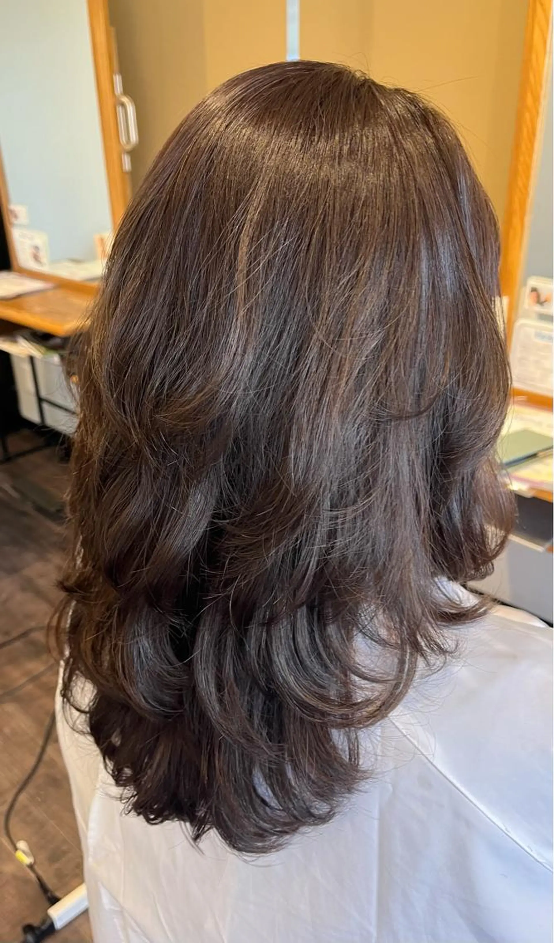 ロング レイヤーカット mavie hair所属・Mavie 東奈々子のヘアスタイル