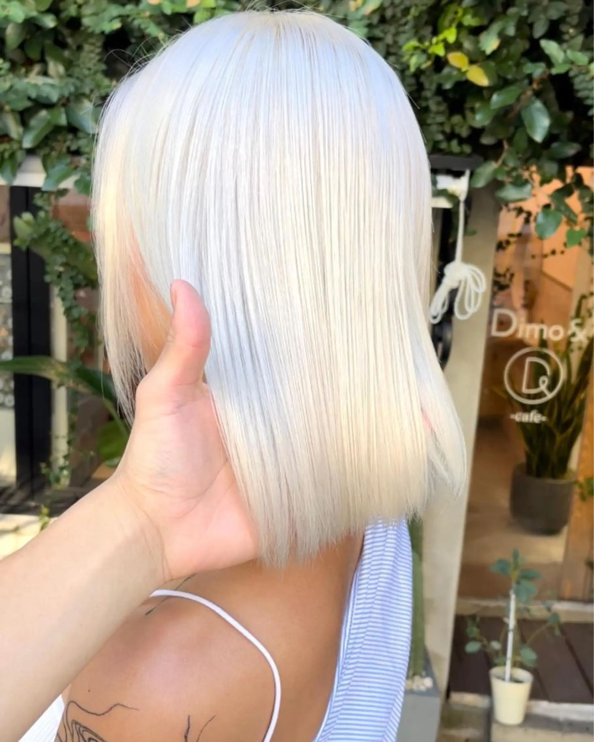 ロング カラー 高島大登/顔周り /ミルクティーのヘアスタイル