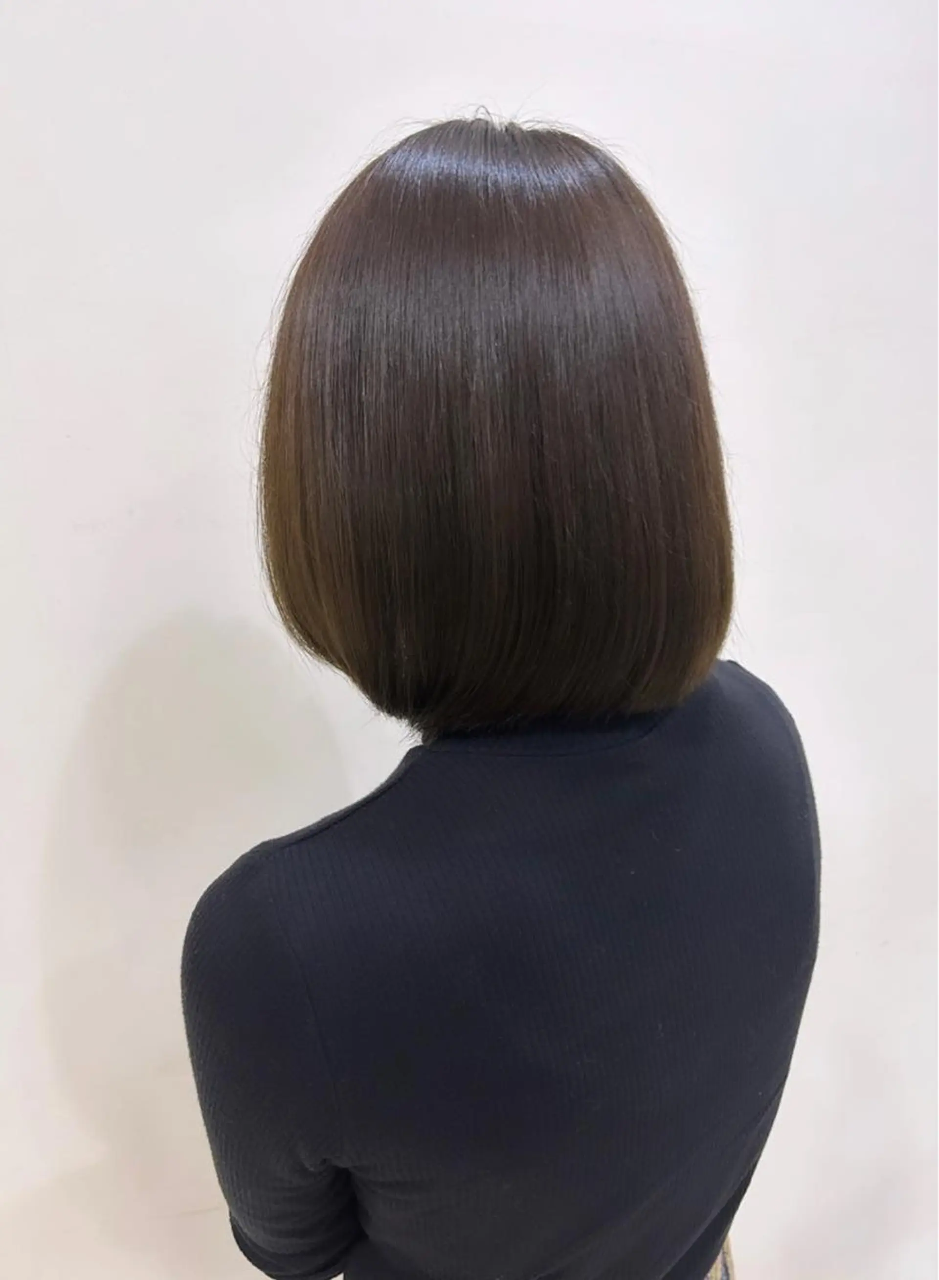 カラー ブラウンカラー オリーブブラウン ハピネス所属・川本 真鈴のヘアスタイル