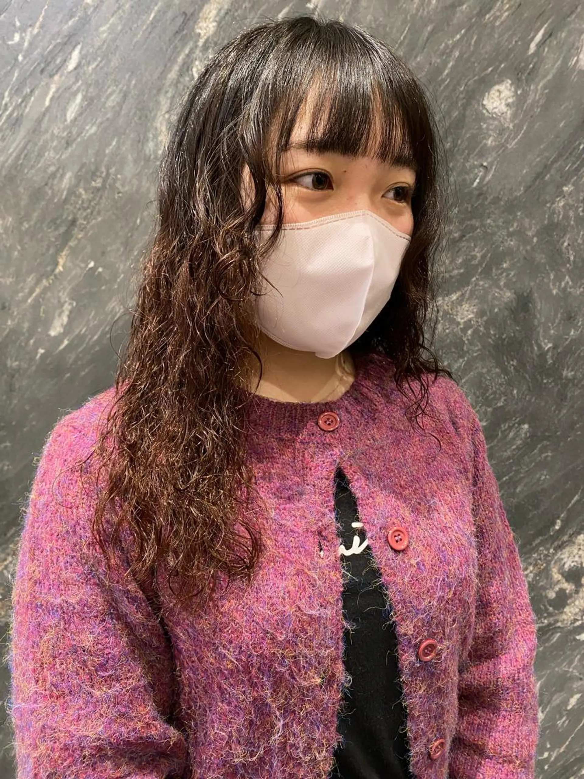 ロング パーマ カット パーマ トリートメント パーマ、髪質改善 菊地美月のヘアスタイル