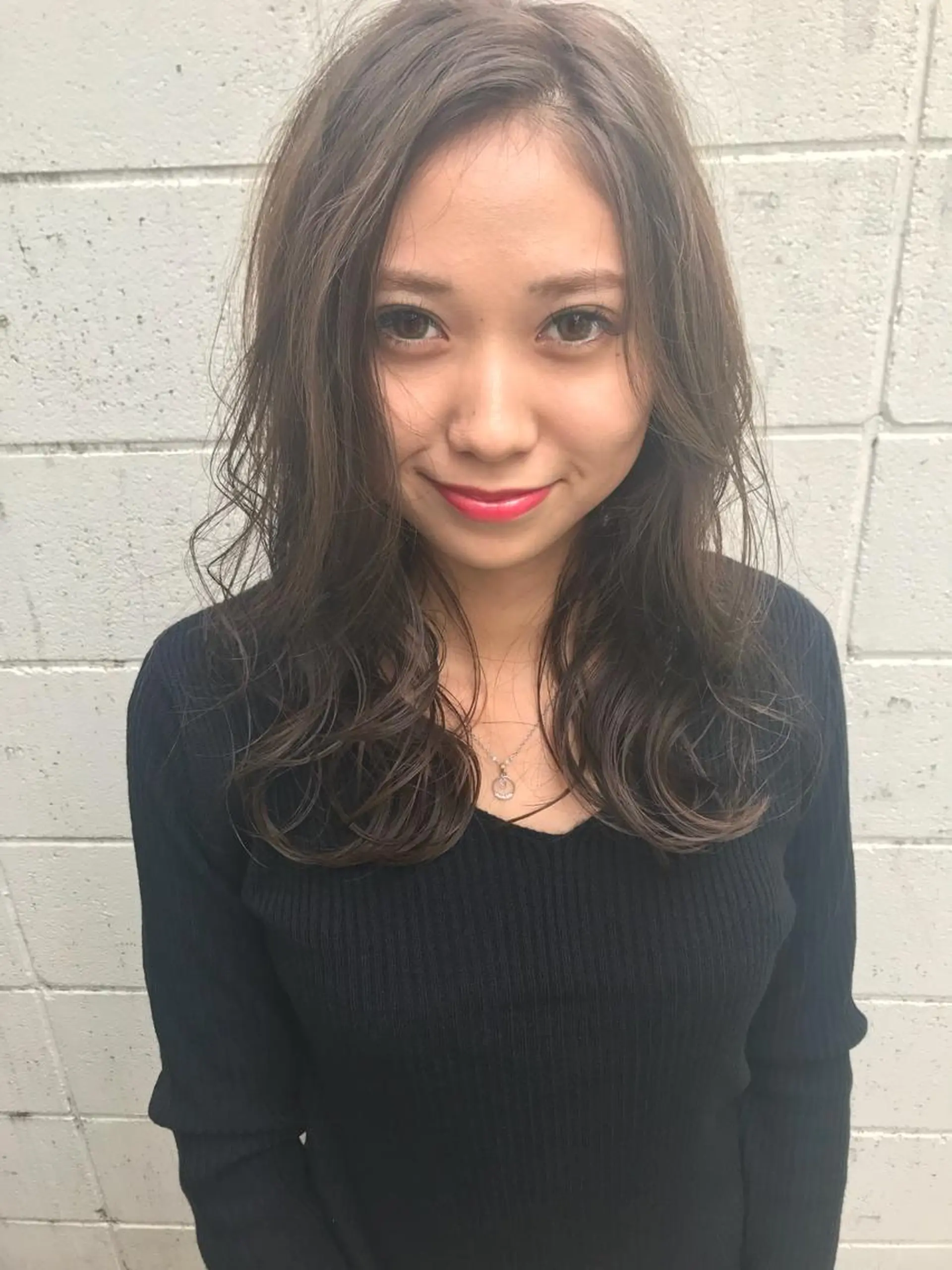 セミロング アッシュ アッシュグレー カット ヘアカラー トリートメント メンズ特化 TAKUYAのヘアスタイル