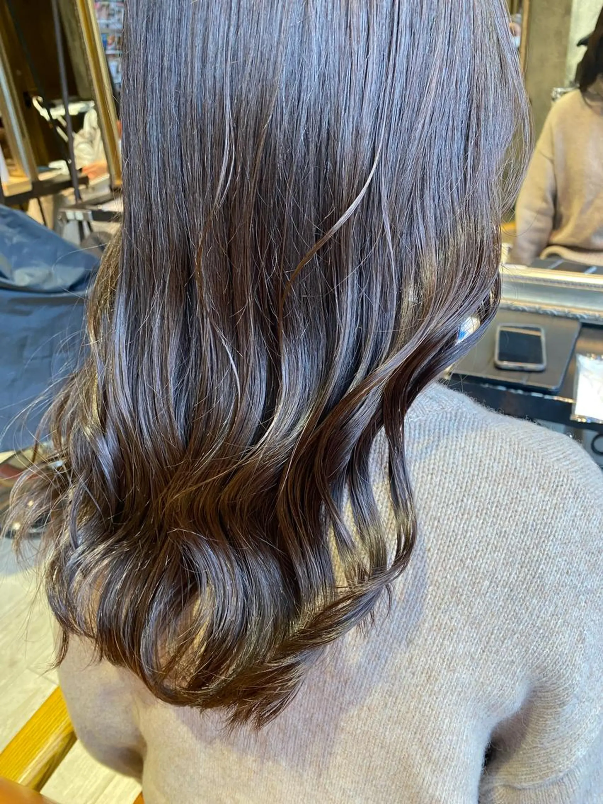 セミロング カラー ヘアアレンジ グレージュ ヘアカラー 瀧尻 光のヘアスタイル