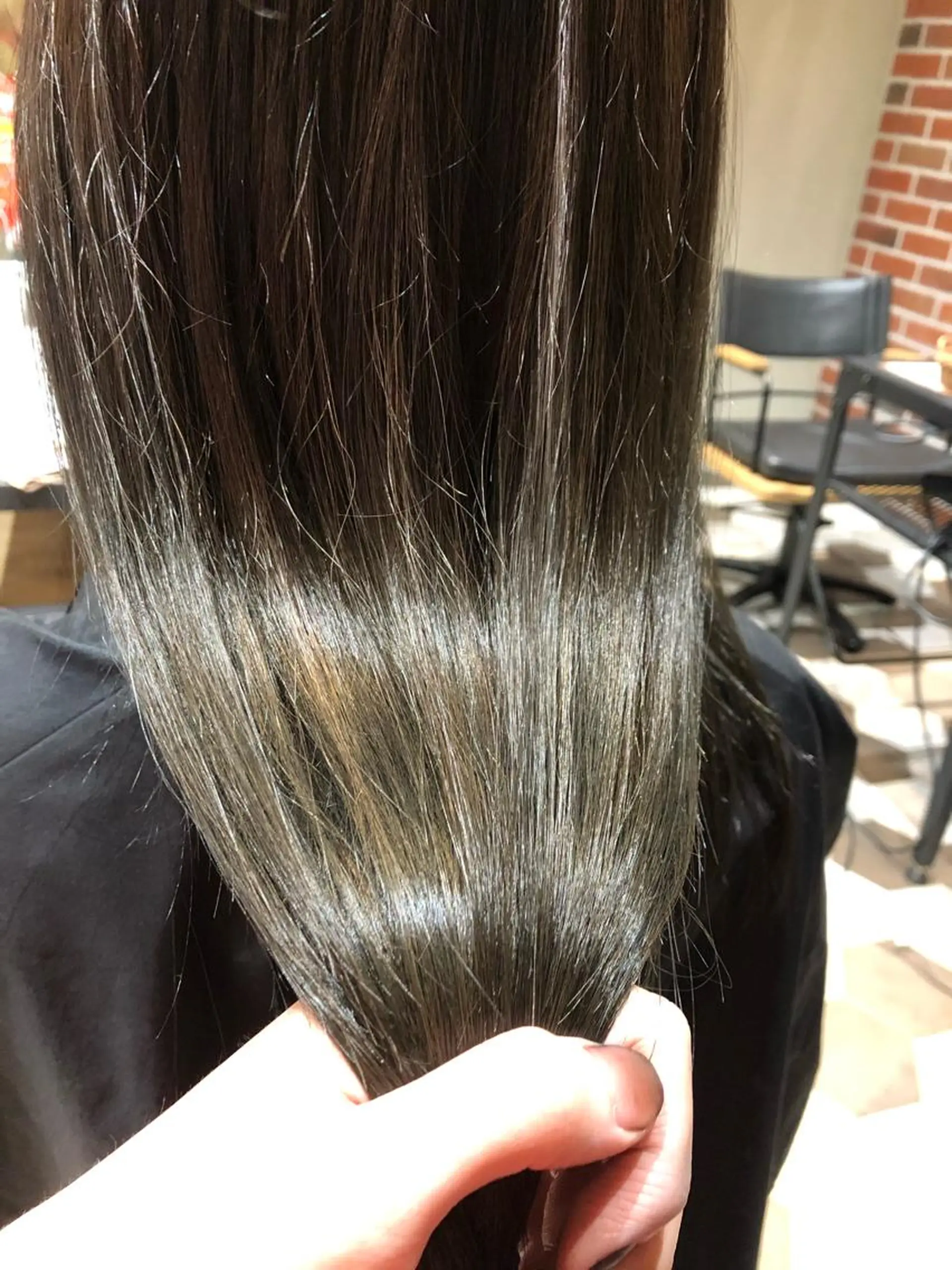 ロング カット ヘアカラー トリートメント シンタニ ナオトのヘアスタイル