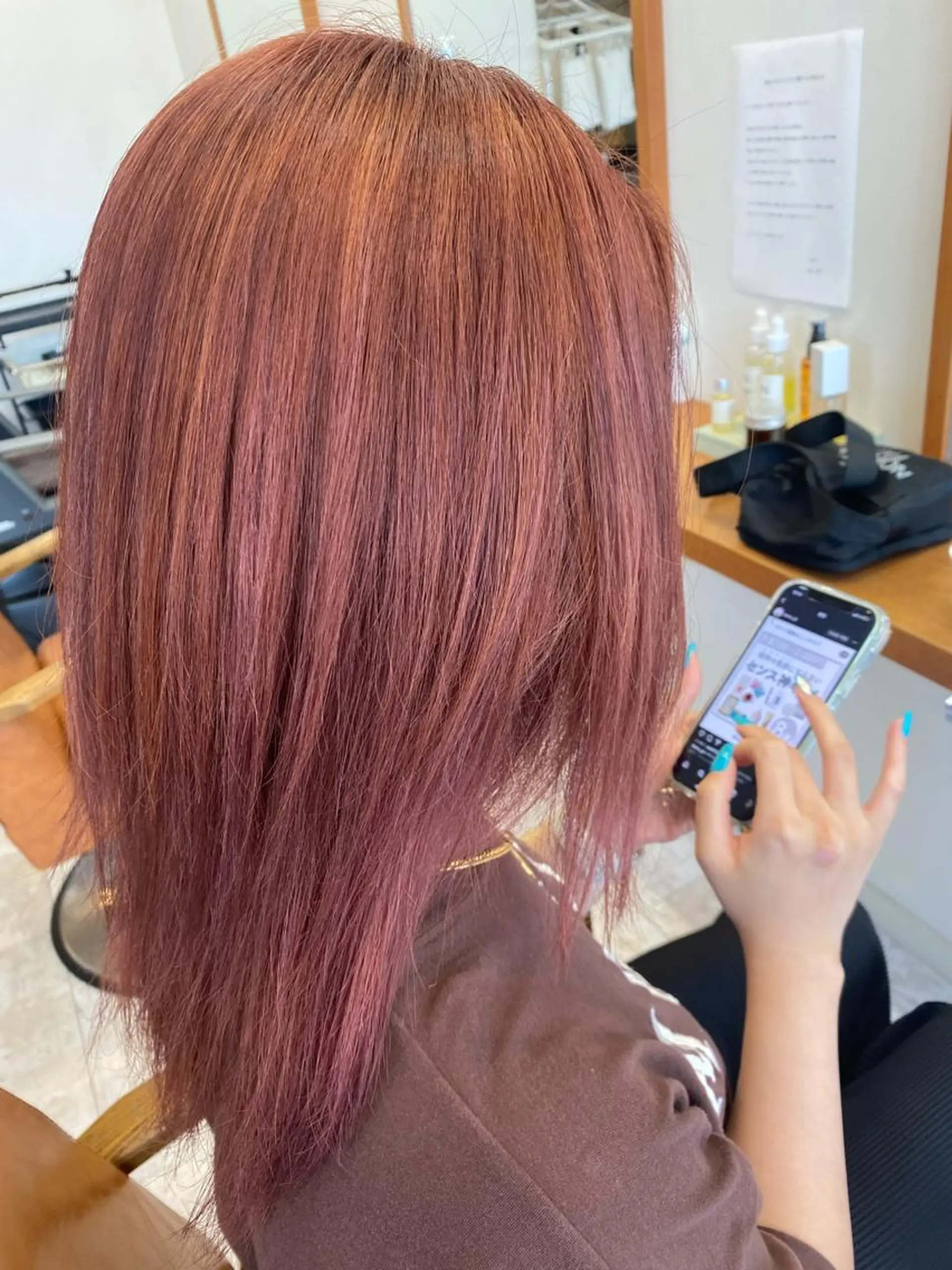ミディアム カラー ヘアカラー rian 宮前所属・田崎 暁大のヘアスタイル