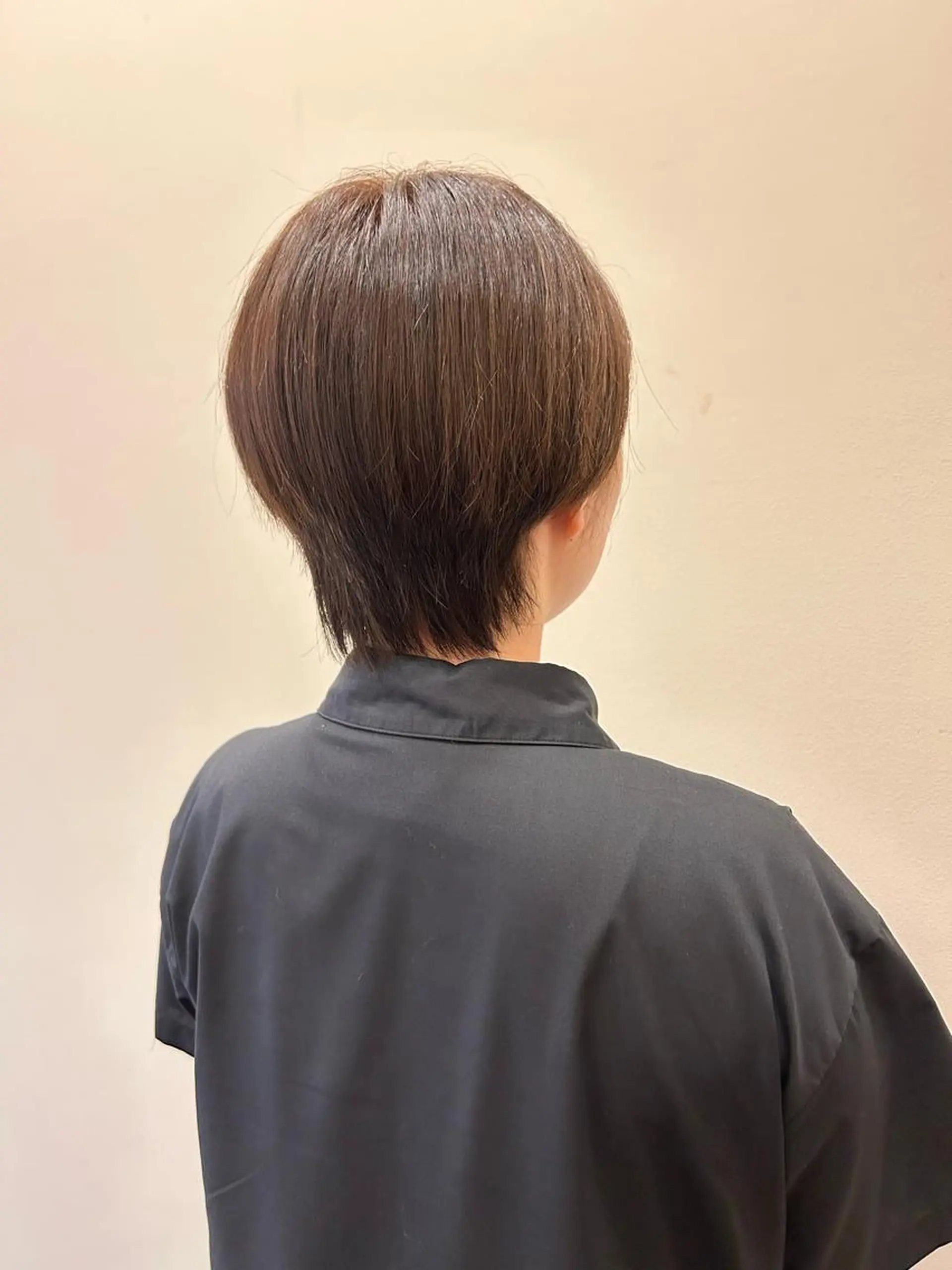 ショート カラー くわこ ひなたのヘアスタイル