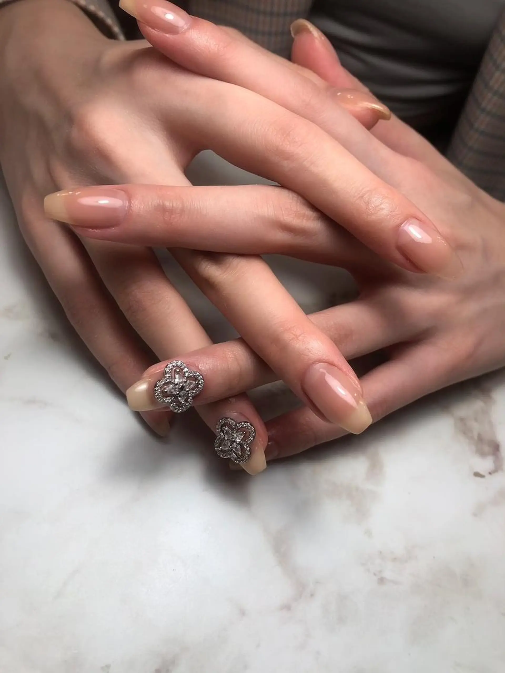 ネイル ハンドネイル Ellie Nail Honamiのネイルデザイン