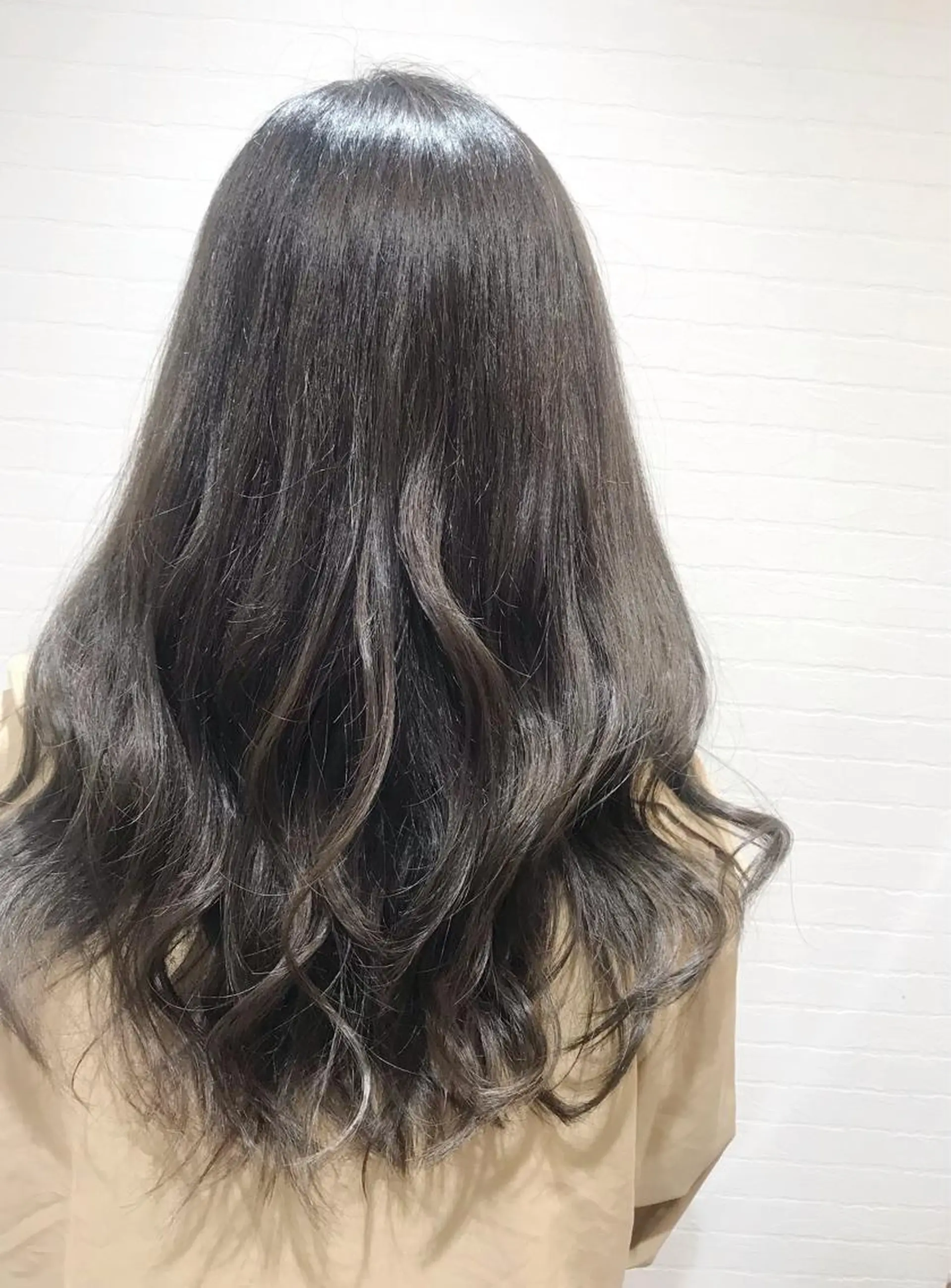 ロング カラー ブルーカラー GRANLUSSO 〜グランルッソ駅前店所属・木口 嘉美のヘアスタイル