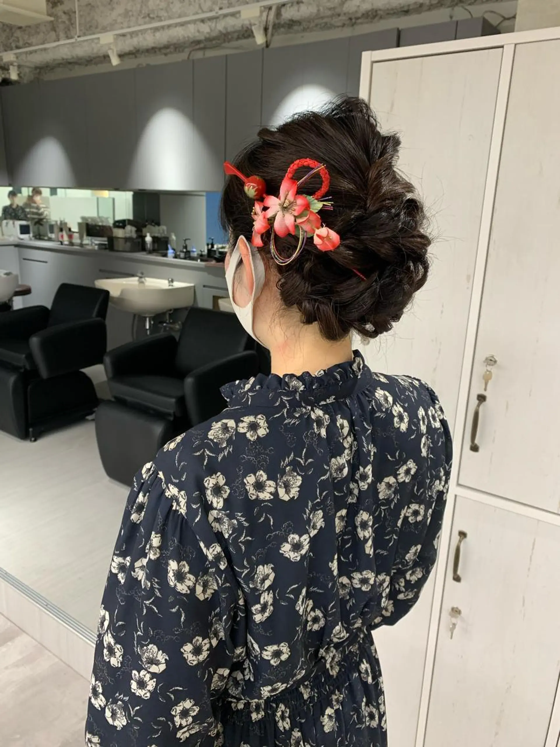 セミロング ヘアアレンジ ヘアセット 韓国風ツヤ髪サロン ⭐️髪質改善ルーチェのヘアスタイル