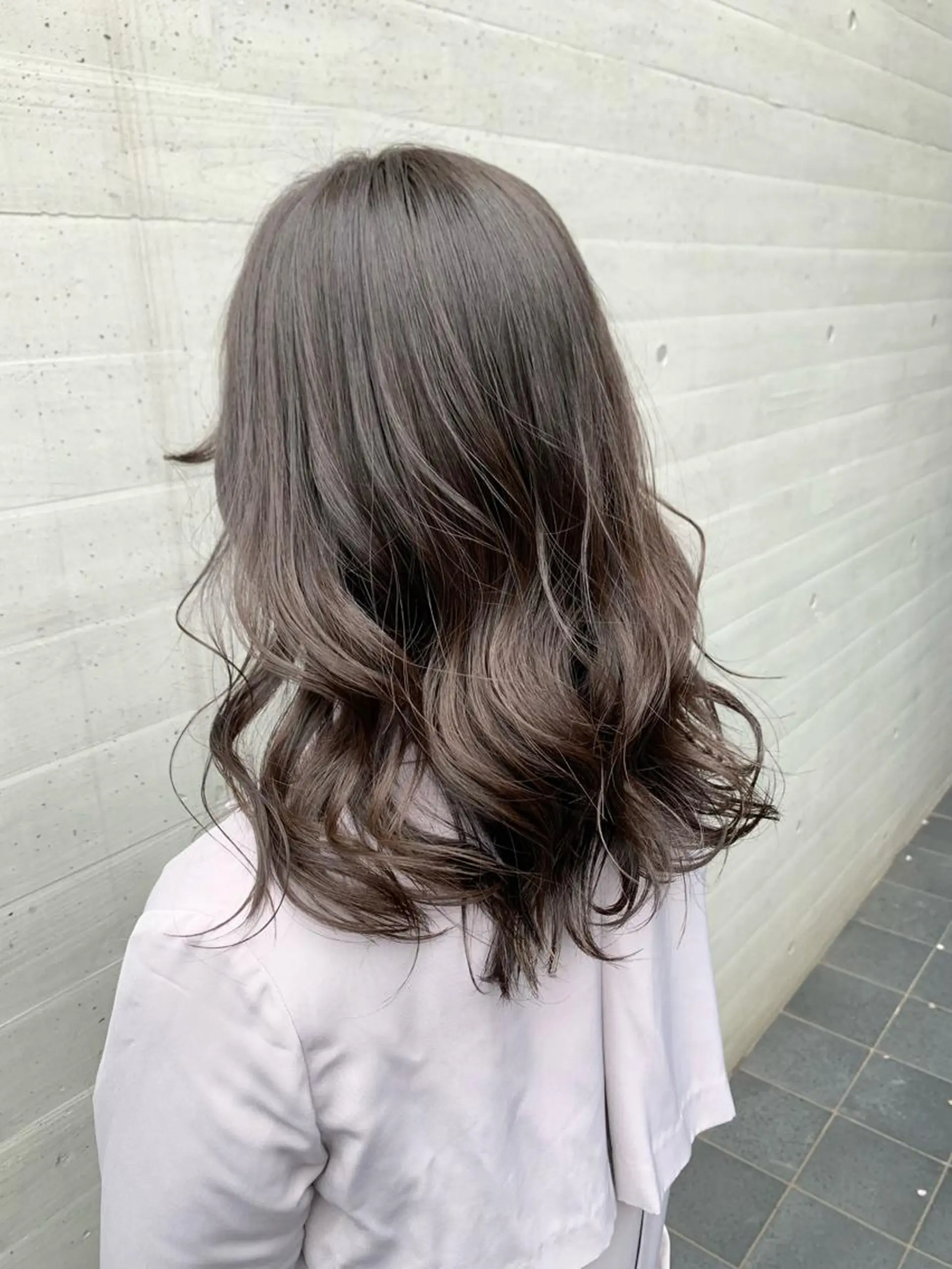 セミロング ヘアカラー トリートメント 髪質改善✨ レイヤー得意🌈のヘアスタイル