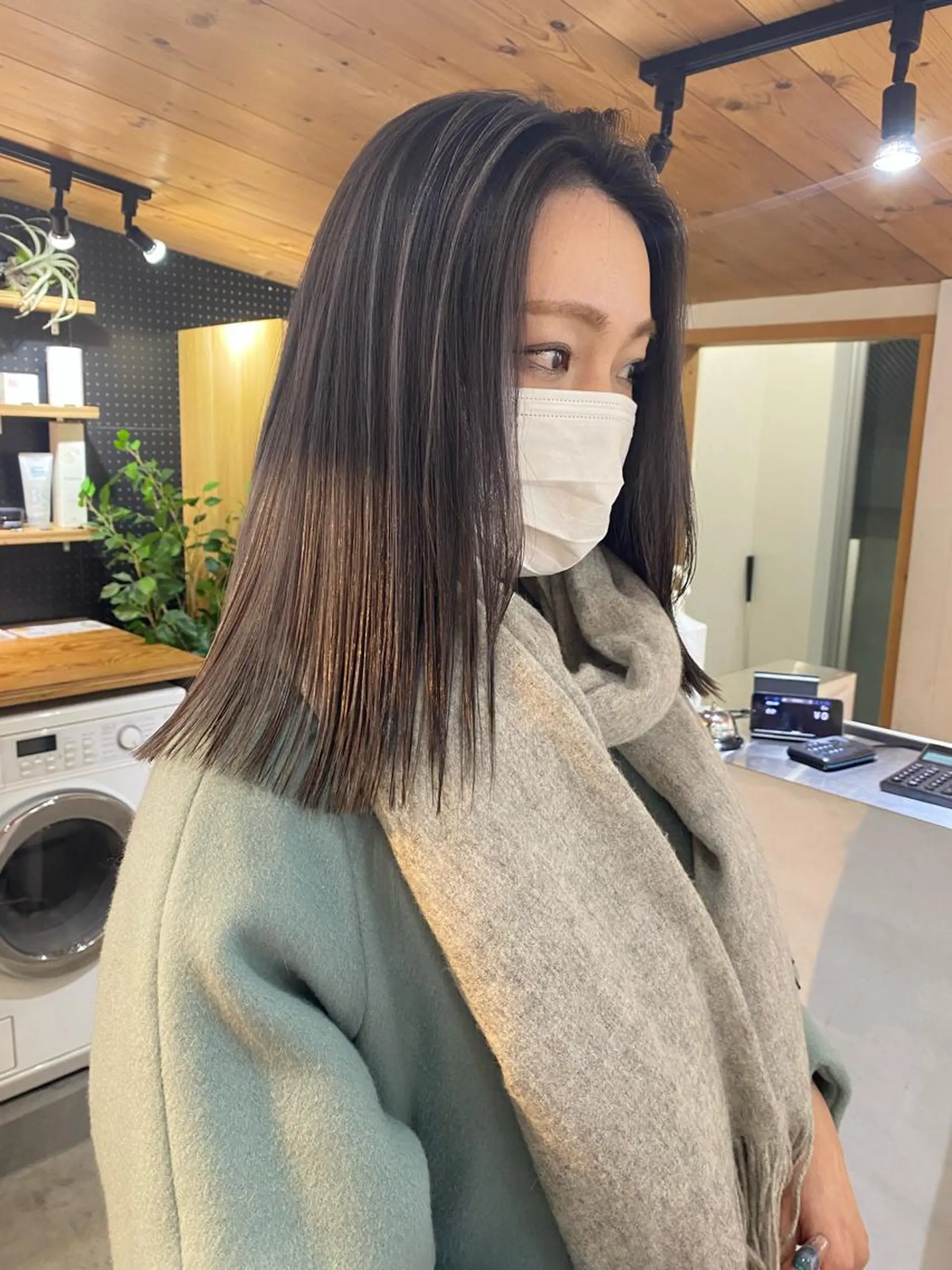 セミロング カラー ハイライトカラー ハイライト ヘアカラー 🧸艶々韓国ヘア 🧁mizunaのヘアスタイル