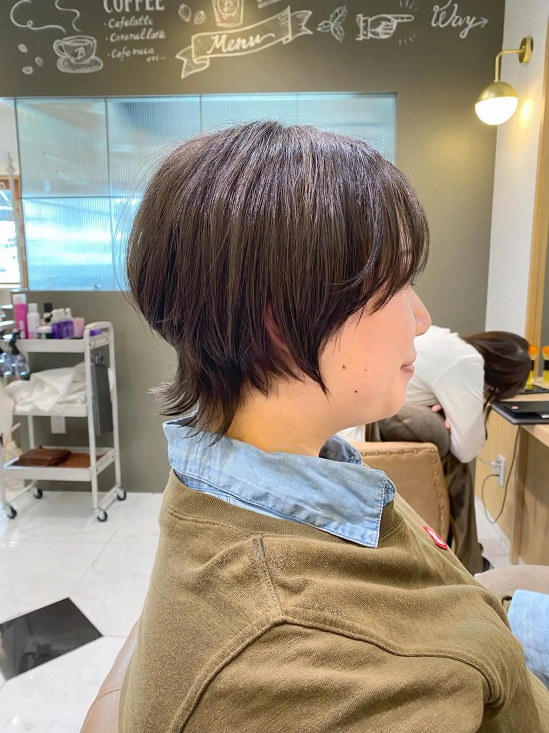 ショート カラー ショートヘア ウルフカット カット ヘアカラー トリートメント 坂井 茅聖のヘアスタイル