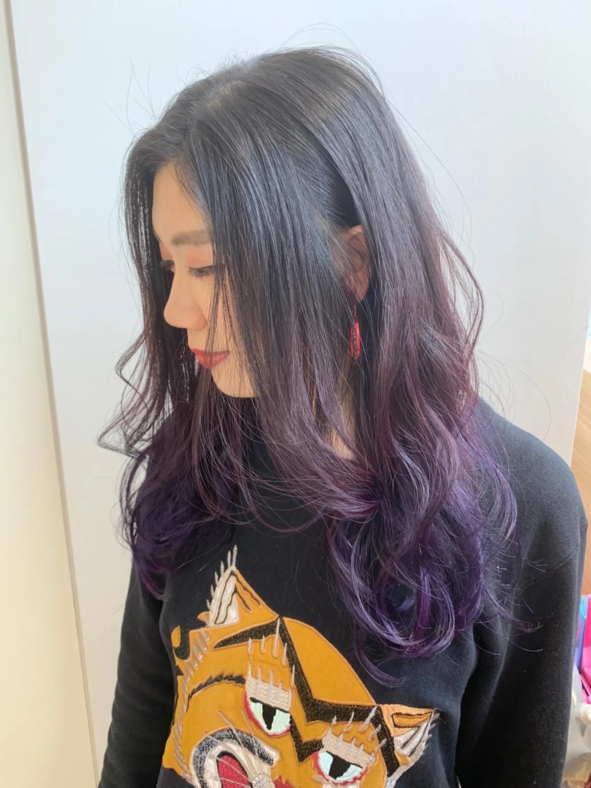 ロング カラー ブリーチ ブルーカラー ブルーバイオレット ケアブリーチ バイオレットカラー カット ヘアカラー トリートメント Le'a渋谷所属・インナーエクステ渋谷 🦋KAJIのヘアスタイル