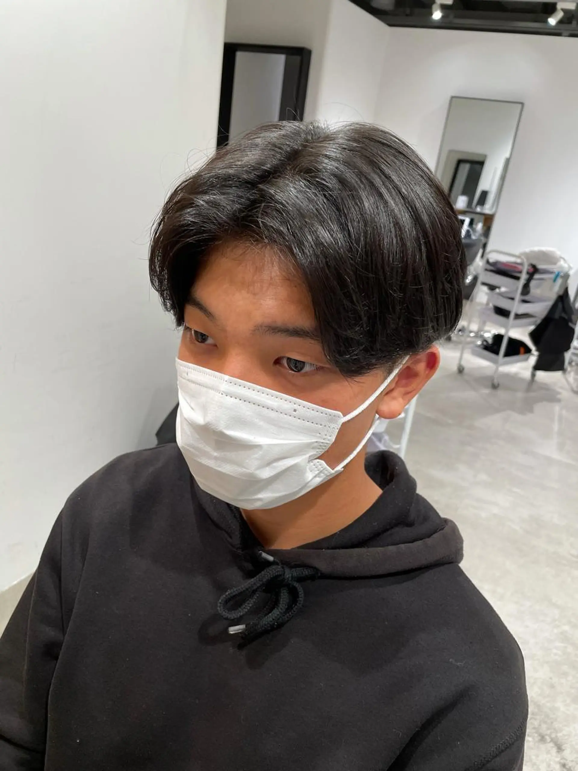 ショート カラー パーマ ヘアアレンジ メンズ カット ヘアカラー パーソナルカラー合わ せたカラー🤍なつみのヘアスタイル