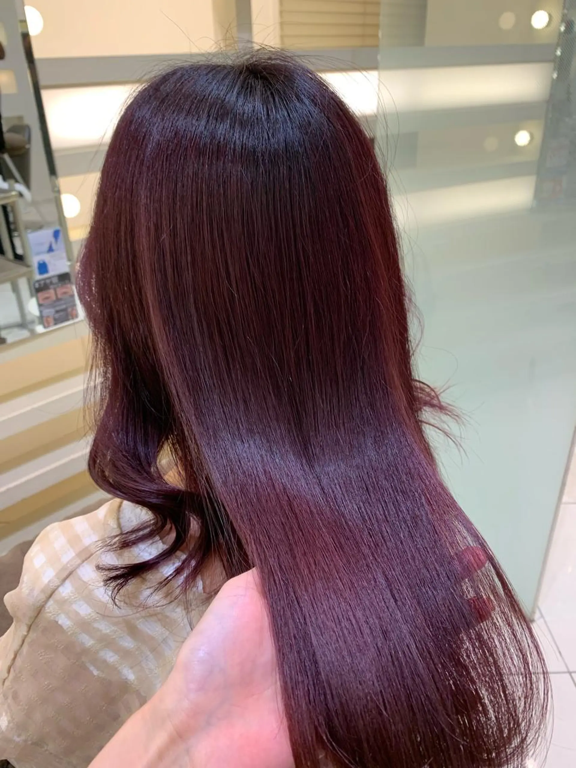 ロング ヘアカラー トリートメント 韓国レイヤー🪽 耳ツボジュエリーのヘアスタイル