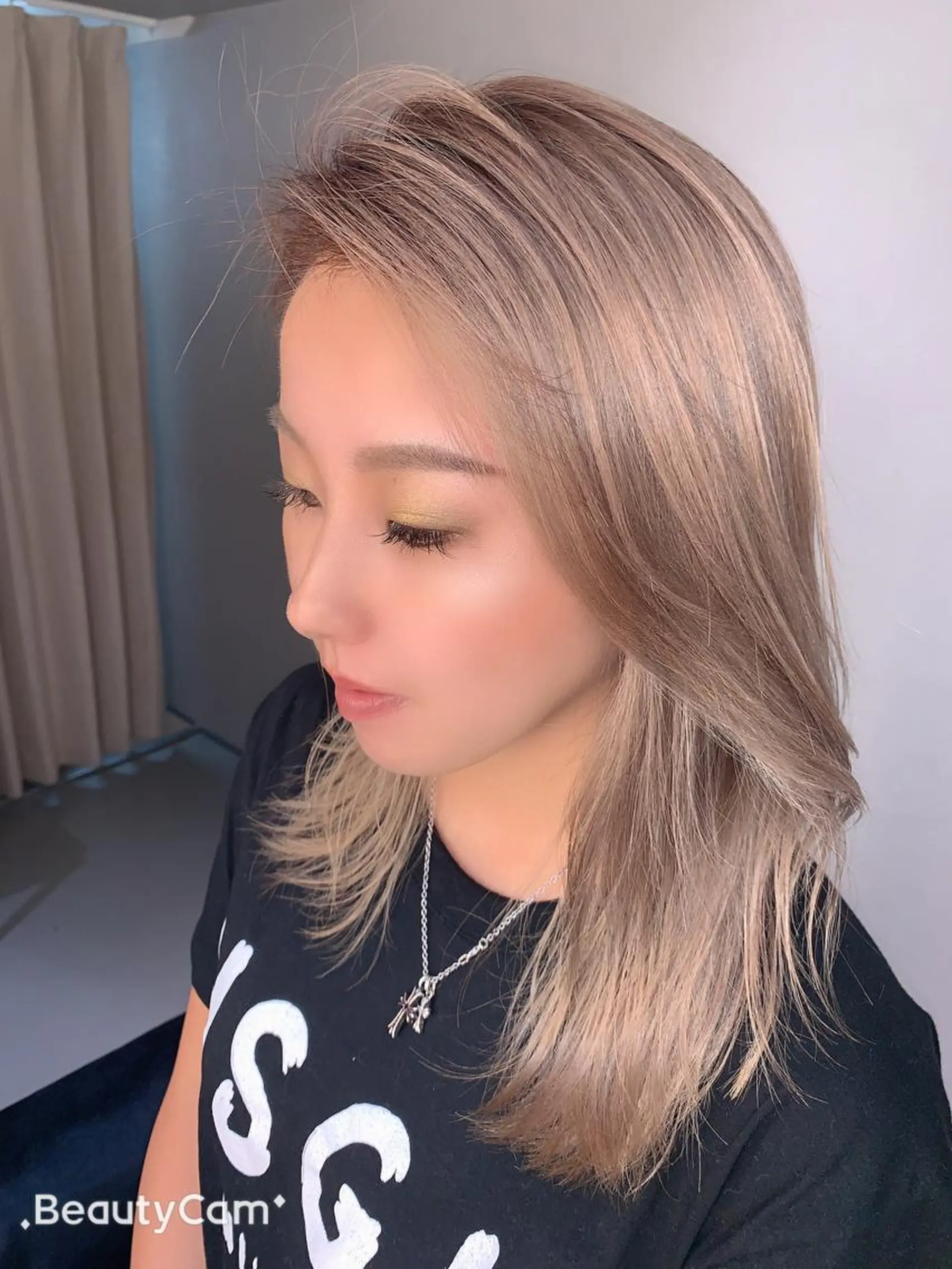 セミロング カラー box  mico. mutsumiのヘアスタイル