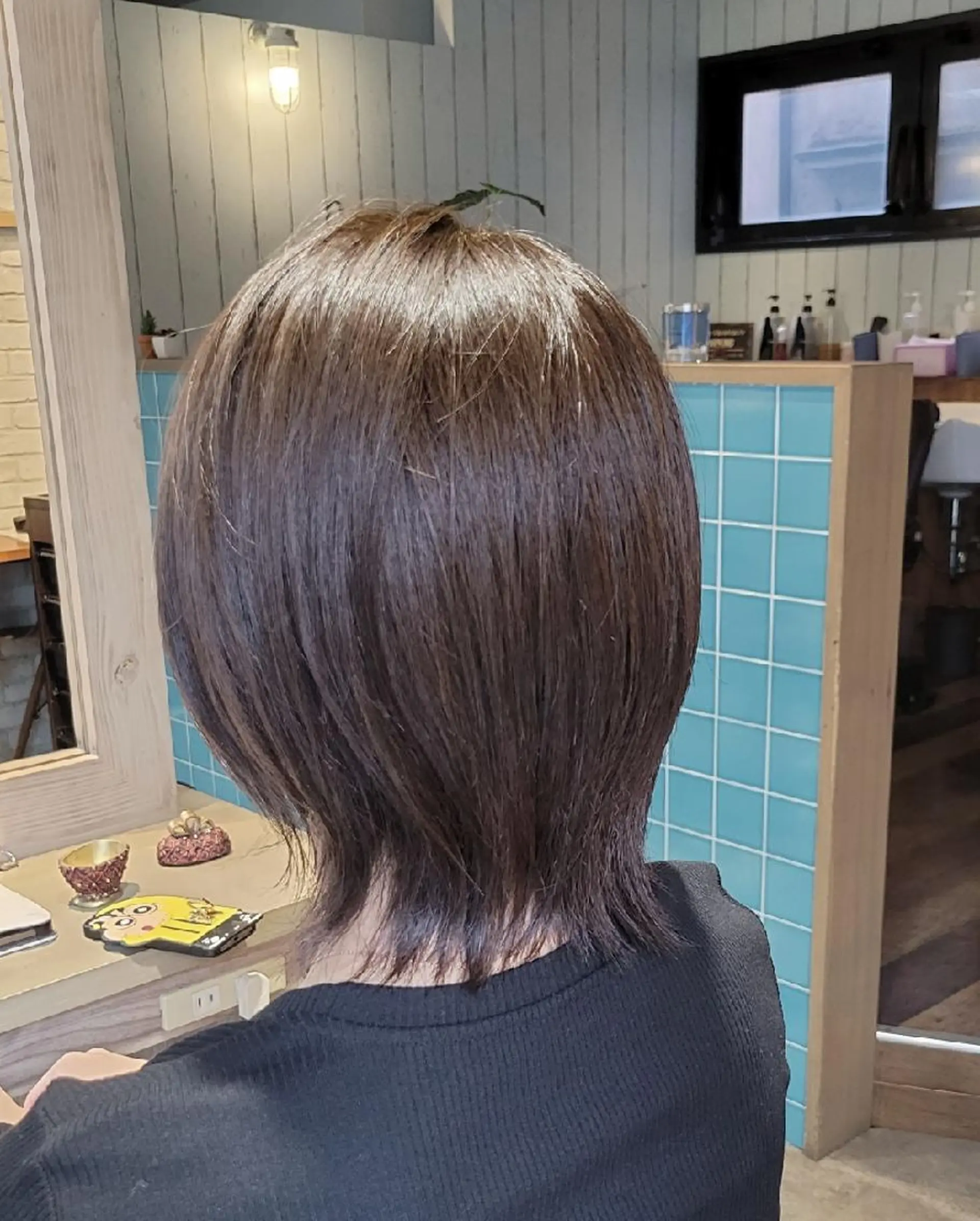 ミディアム カラー くびれヘア ウルフカット カット ヘアカラー トリートメント alushe 岡 陽子のヘアスタイル