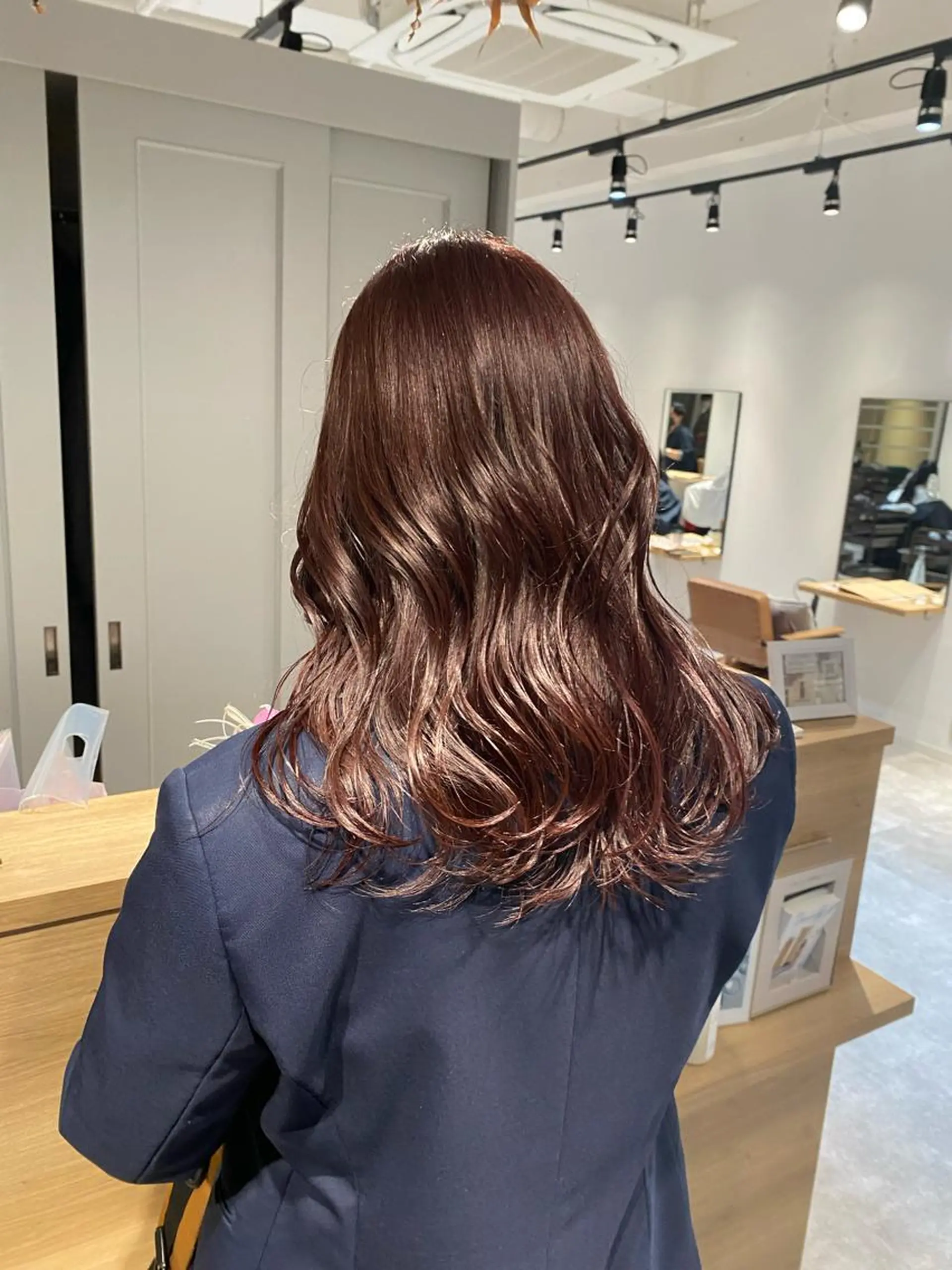 セミロング カラー 卒業式のヘアスタイル オスズ 🎀´-のヘアスタイル