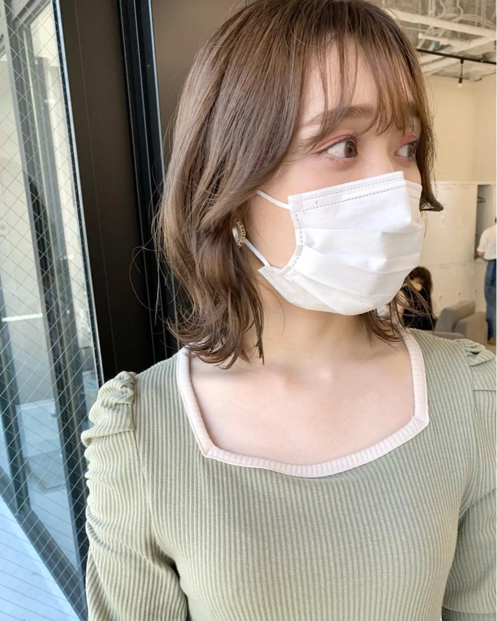 ミディアム カラー グレージュ ミルクティーグレージュ くびれヘア 樫原裕二 /副店長のヘアスタイル