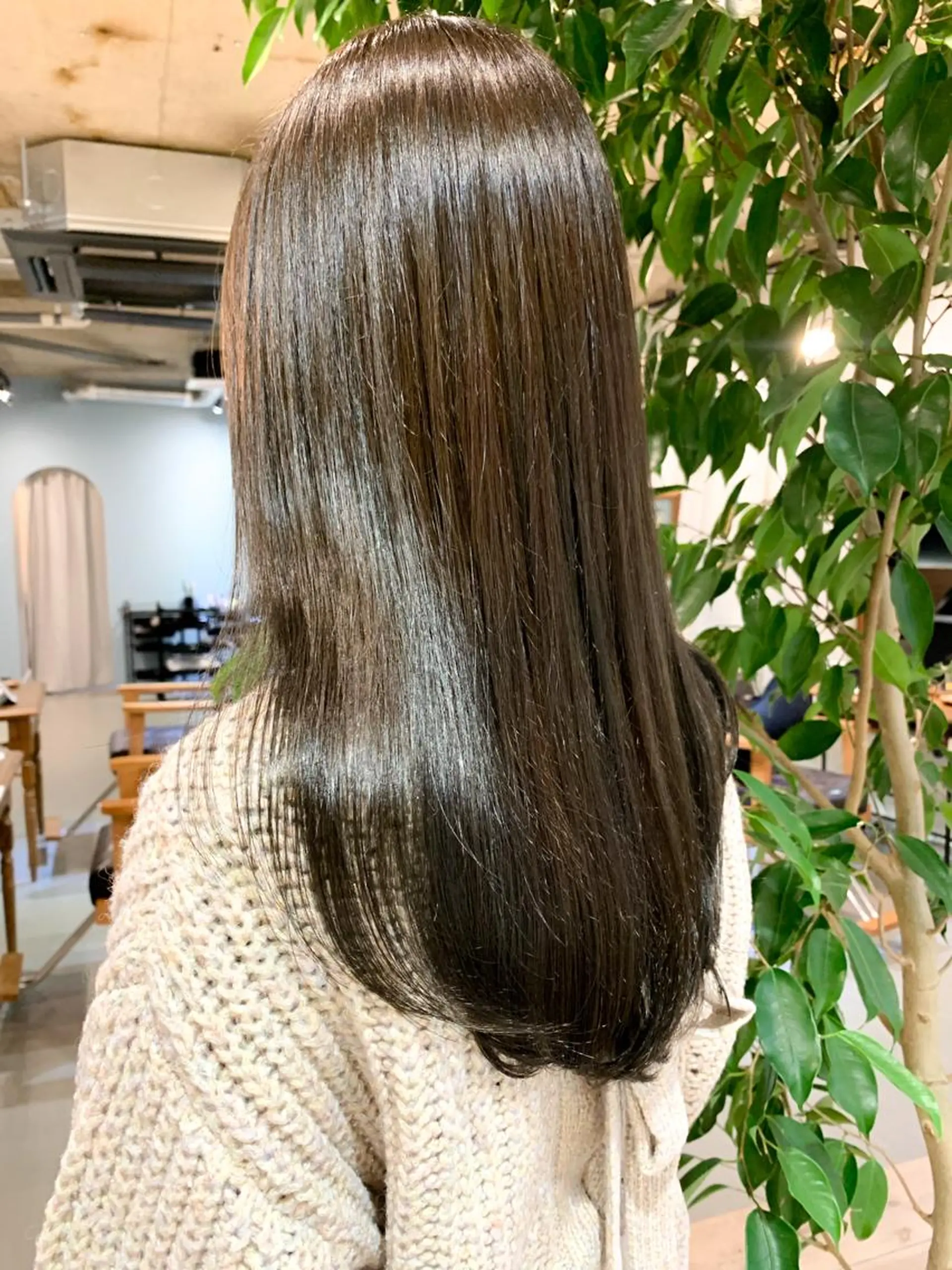 ロング ハイライト 髪質改善 縮毛矯正 トリートメント ブリーチなしカラー 🌿‬脇黒丸 彩のヘアスタイル