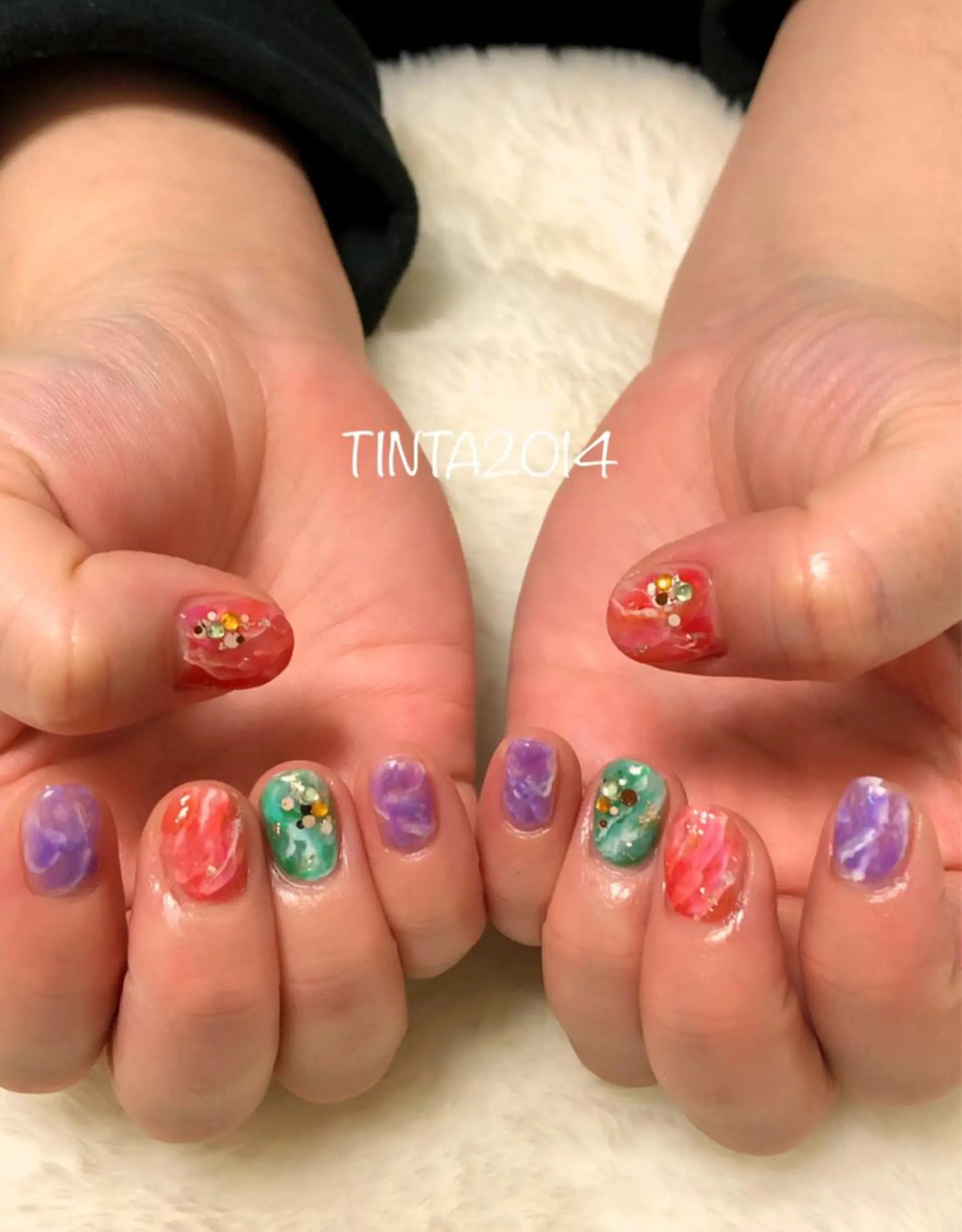 ネイル ストーンネイル ネイルサロン ティンタ所属・馬場 典子のネイルデザイン