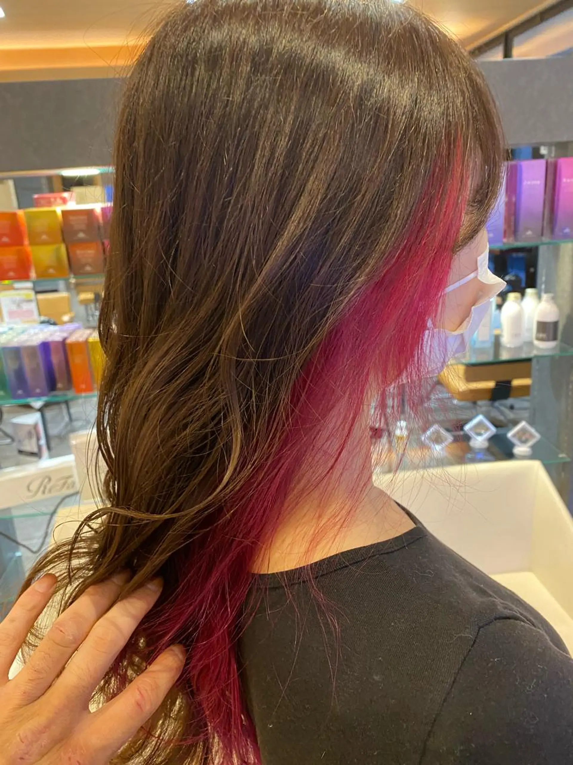 カラー ピンクカラー ツヤ髪の匠 山本晃太のヘアスタイル