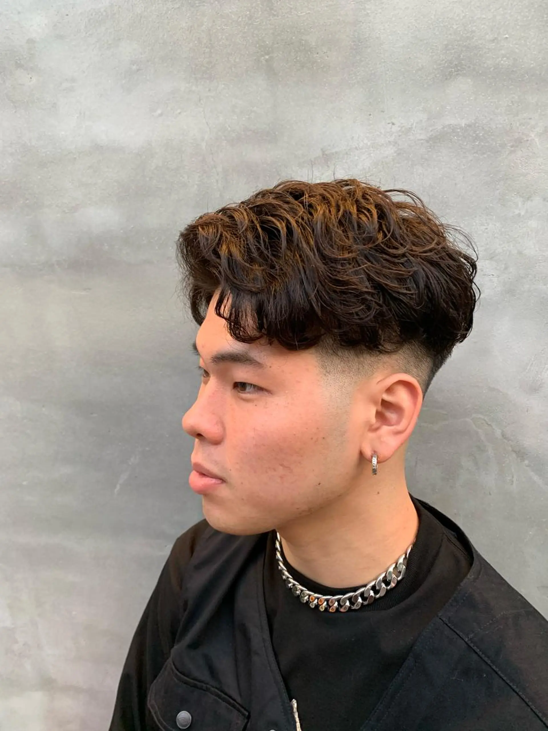 ミディアム パーマ メンズ ミディアムパーマ フェードカット メンズパーマ スキンフェード カット メンズカット/パーマ 福島区SOSOのヘアスタイル