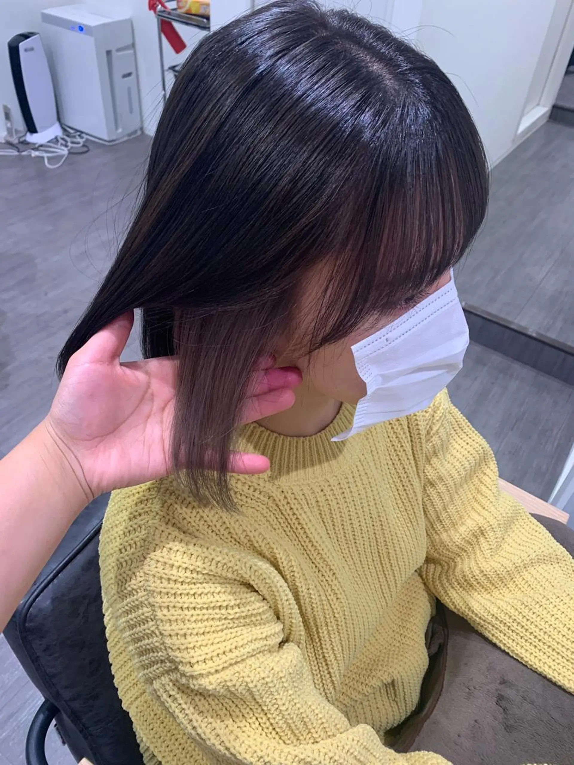 ミディアム カラー グレージュ ミルクティーグレージュ カット ヘアカラー トリートメント 上田 紗也のヘアスタイル