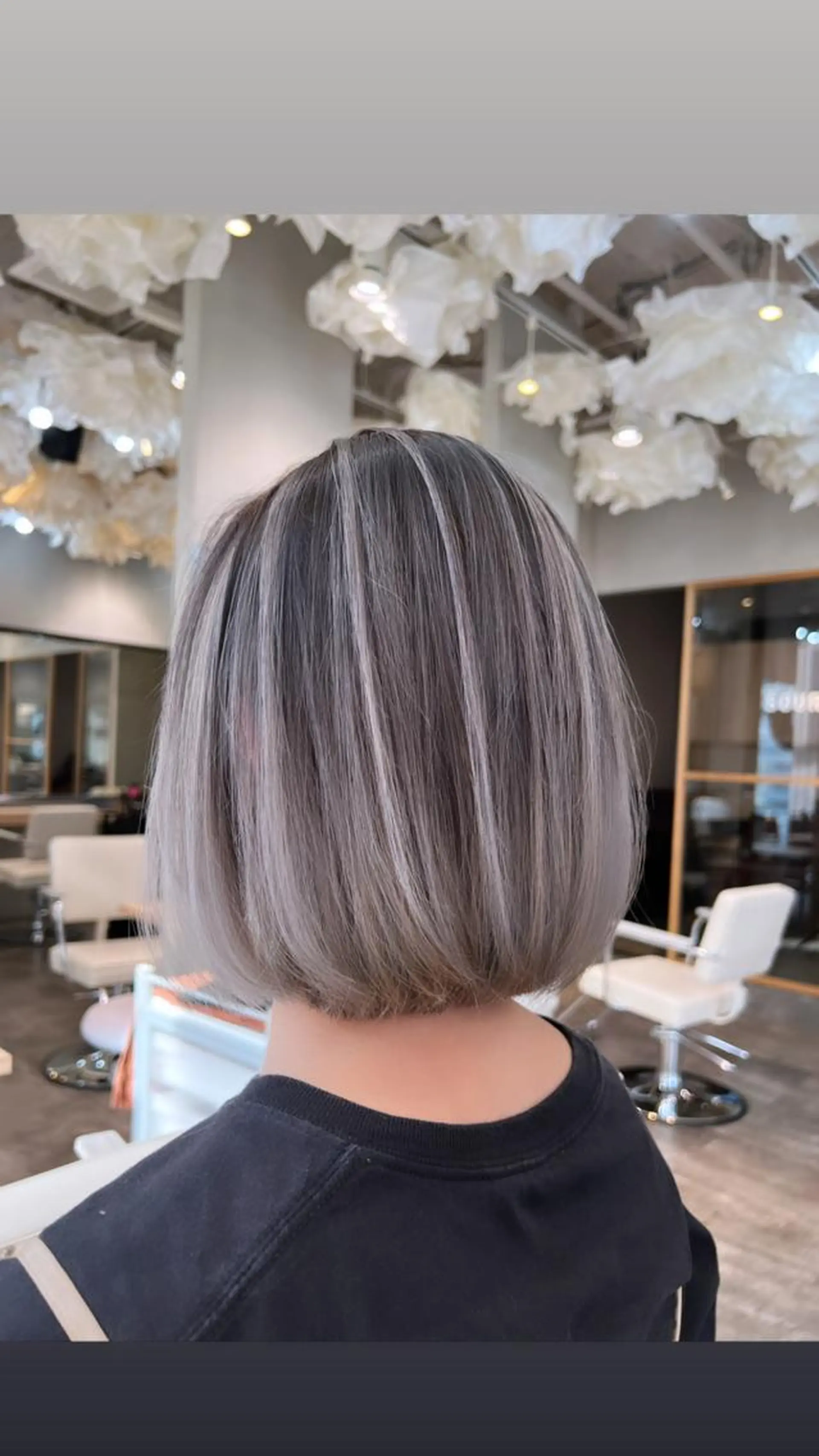 ミディアム ヘアカラー 顔タイプ診断®︎ ハイトーンカラーのヘアスタイル