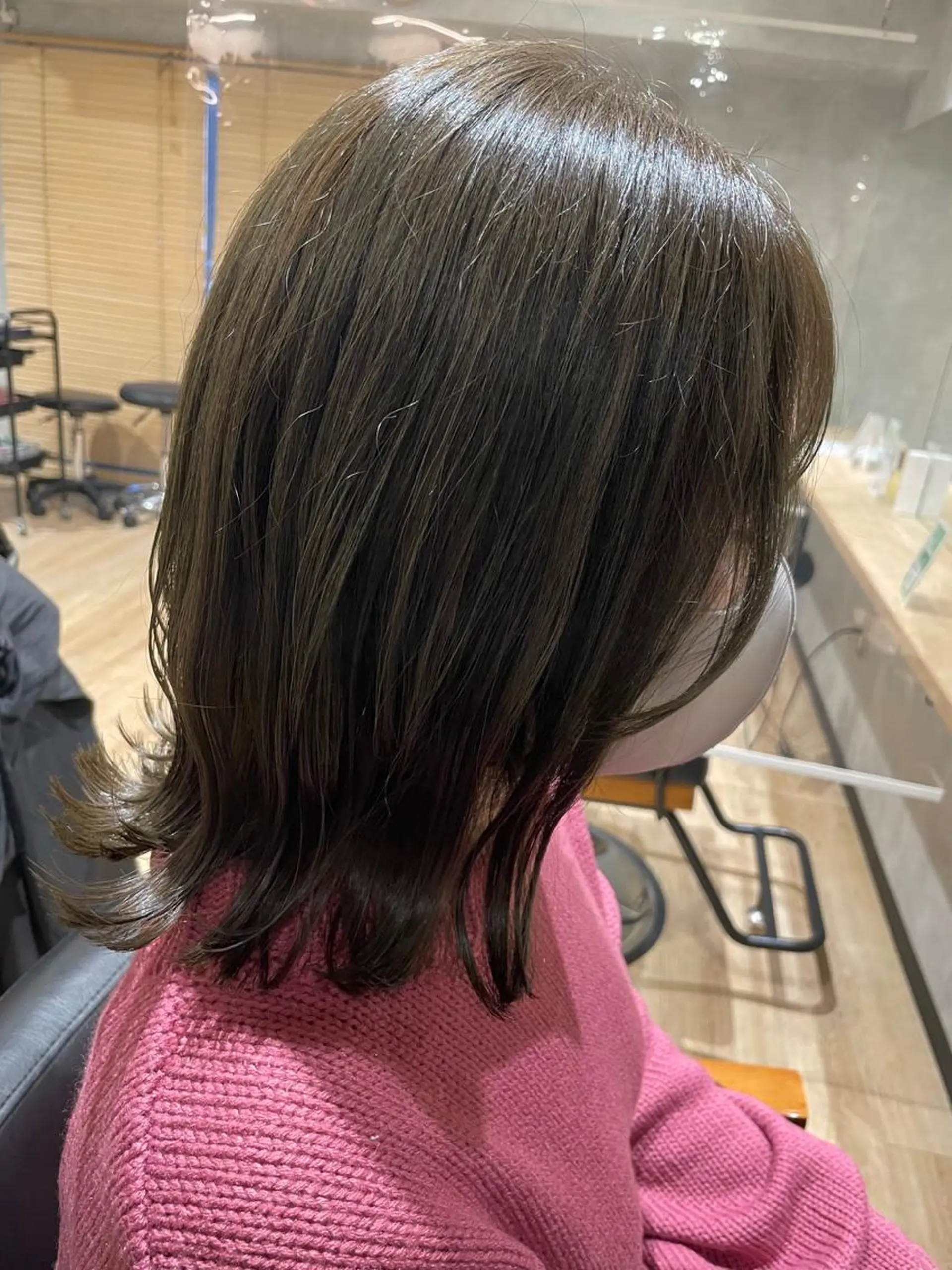 ミディアム カット ヘアカラー トレンド透明感カラー 大貫 昂涼 🐹のヘアスタイル