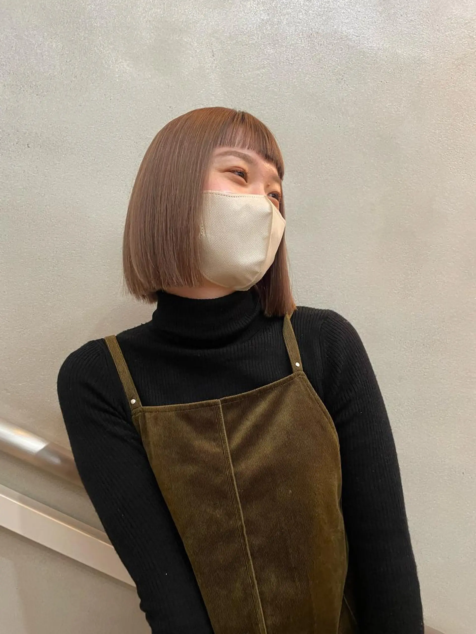 ミディアム カット ヘアカラー トリートメント 佐藤 永夏のヘアスタイル