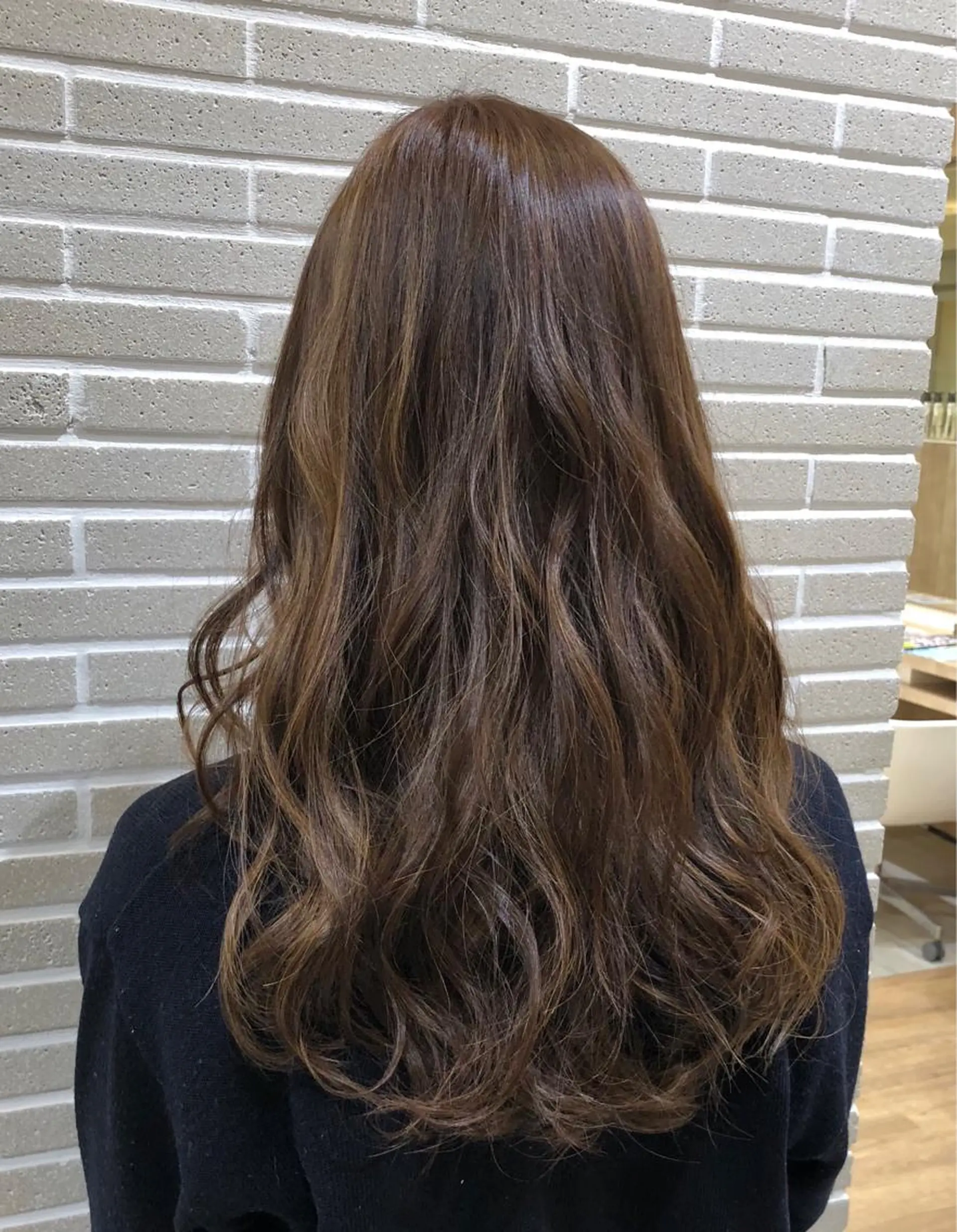 ロング カラー ヘアアレンジ ベージュカラー ハイライトカラー ハイライト カット ヘアカラー トリートメント 山北 咲子のヘアスタイル