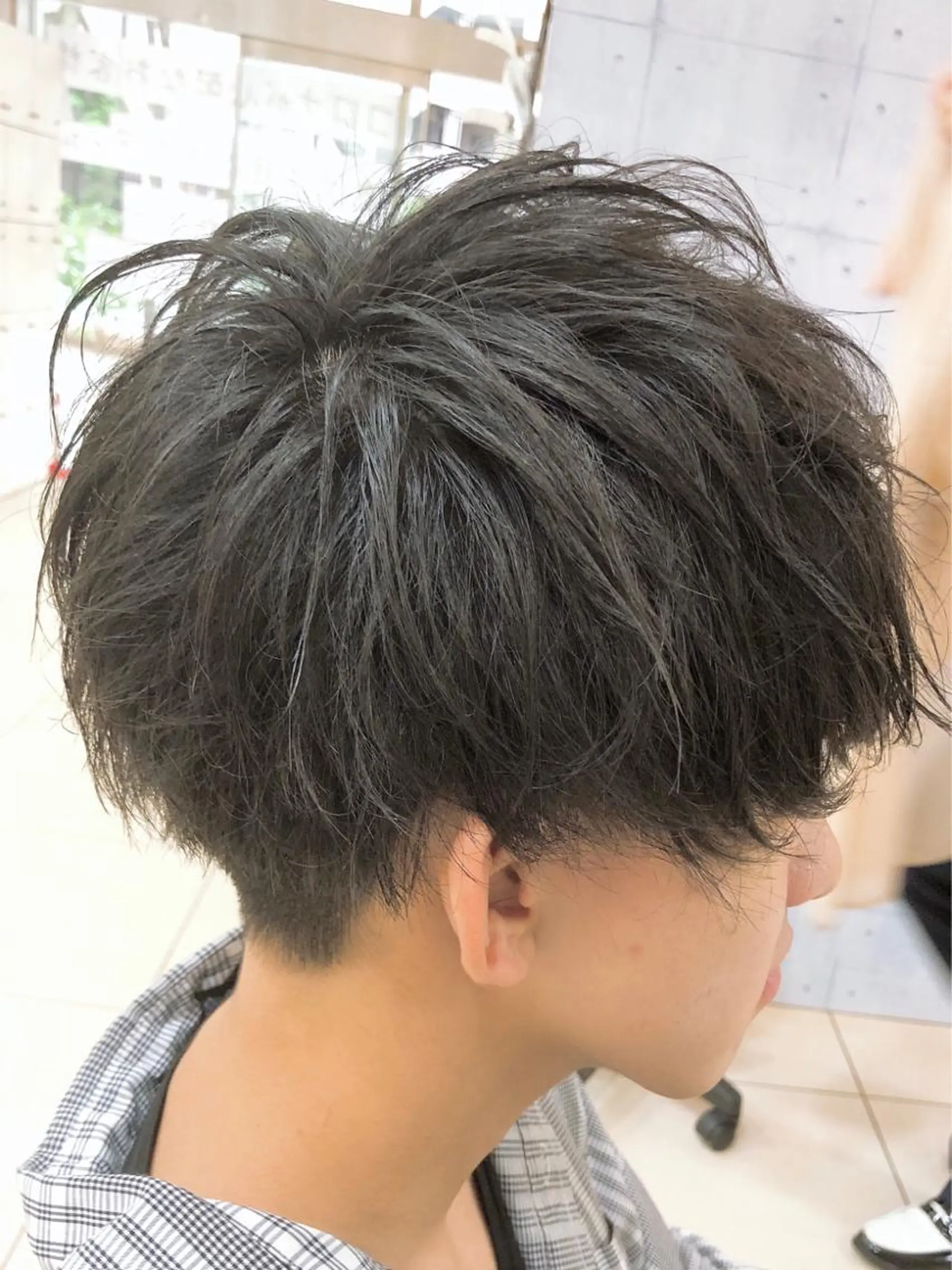 ショート メンズ 髪質改善× ハイライト溝江のヘアスタイル