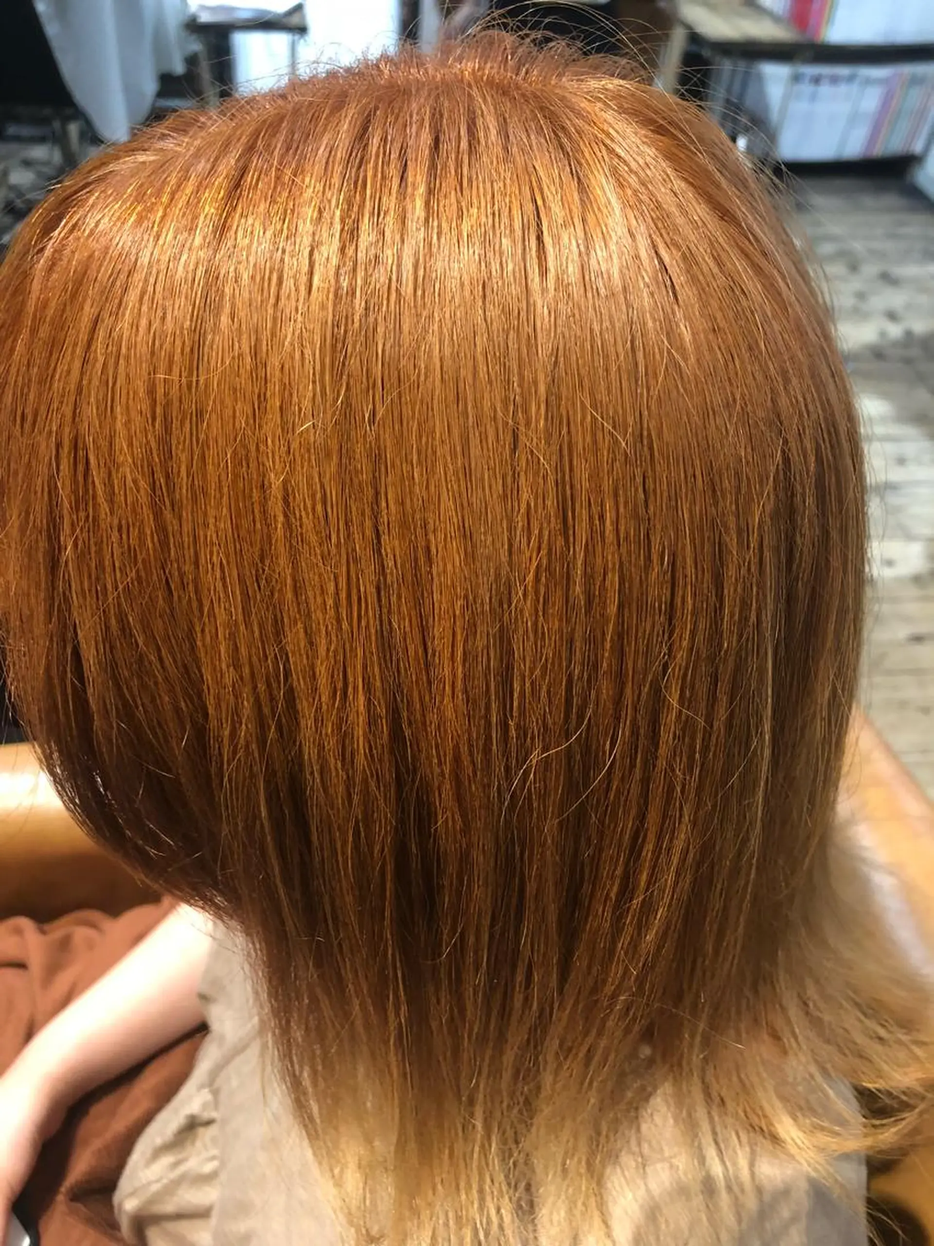 ミディアム カット ヘアカラー ナカオ ヤストシのヘアスタイル