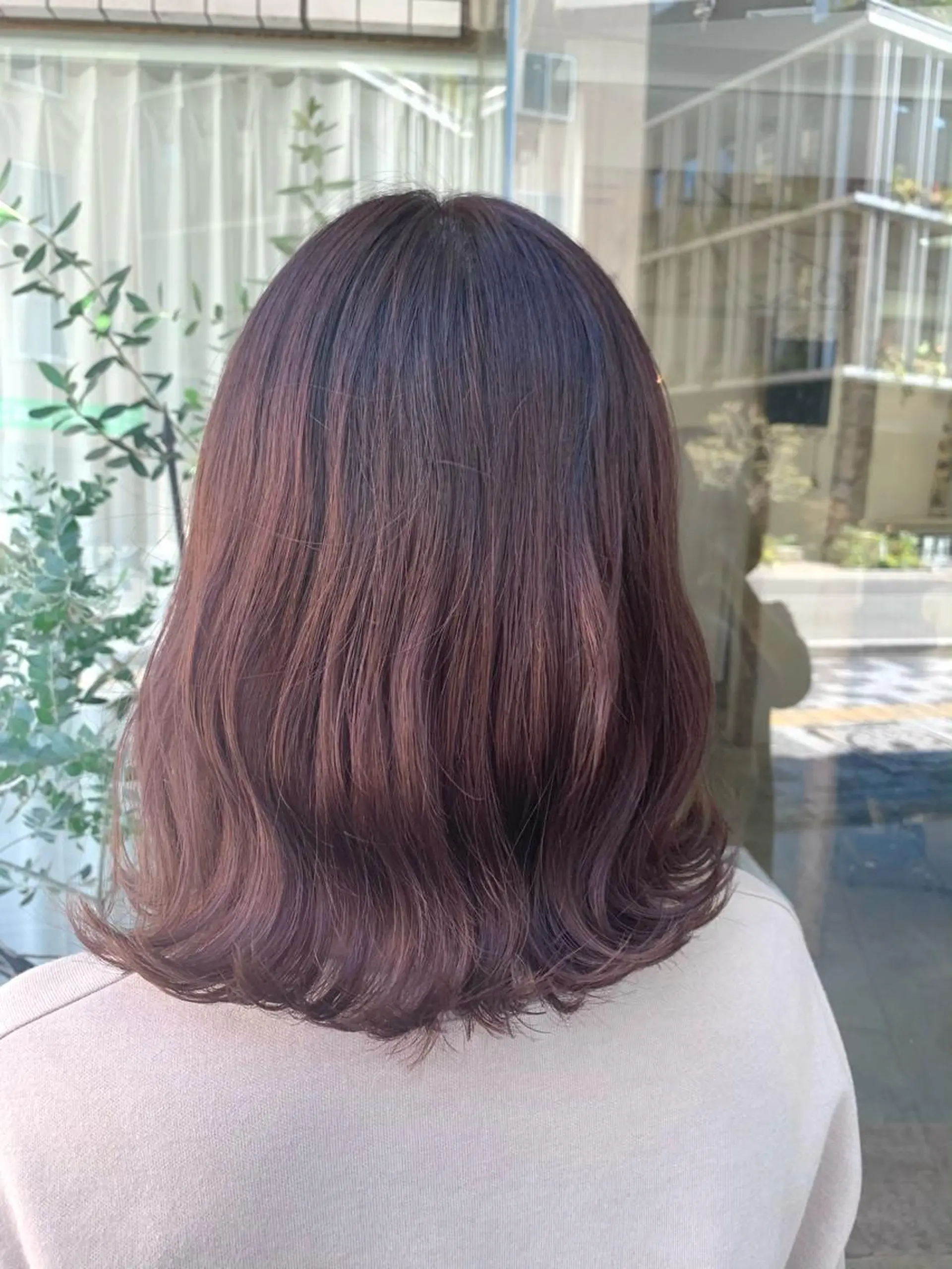ミディアム カラー カット ヘアカラー fio マナミのヘアスタイル