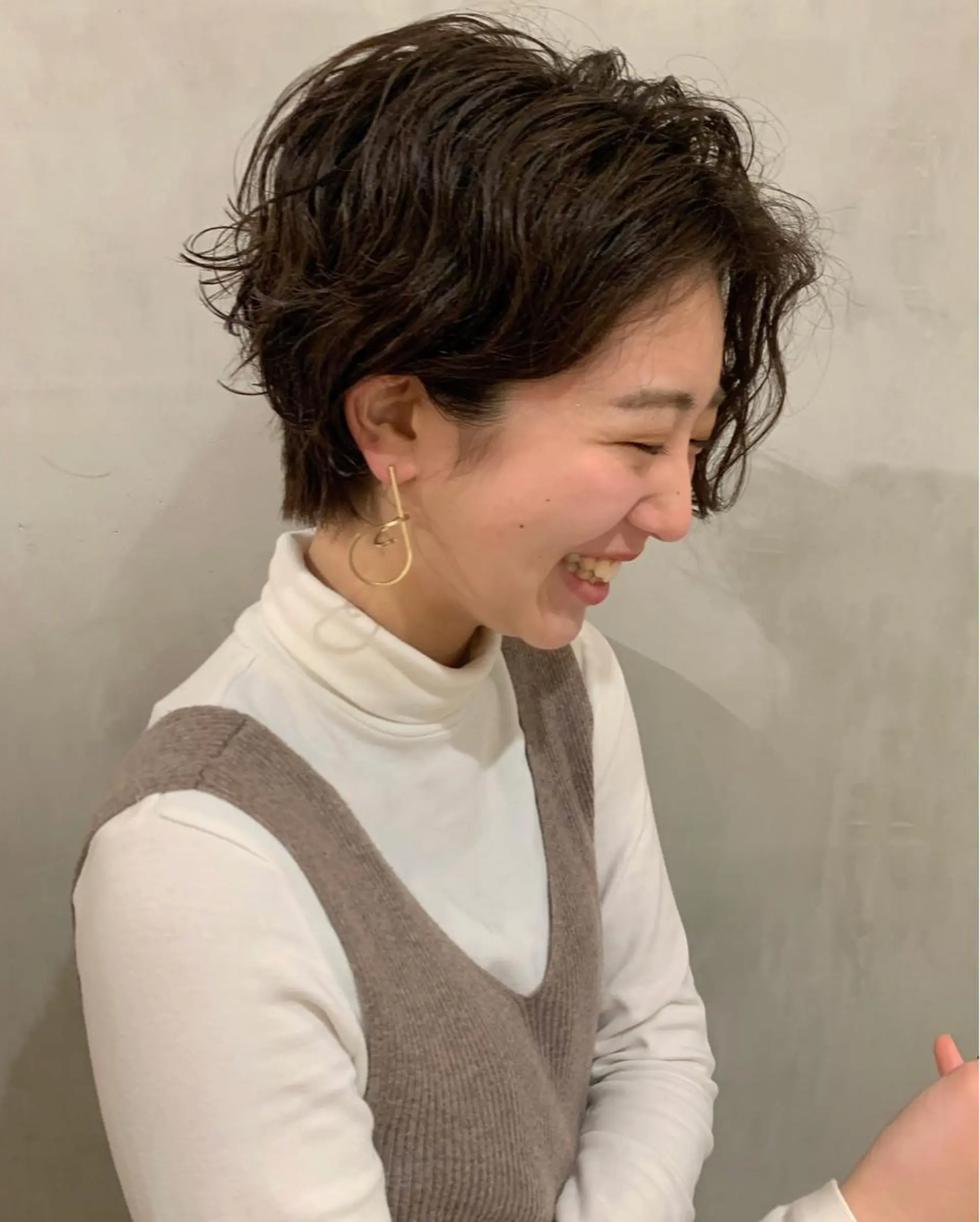 ショート カラー パーマ カット パーマ トリートメント アンニュイヘア🪽 ayumiのヘアスタイル